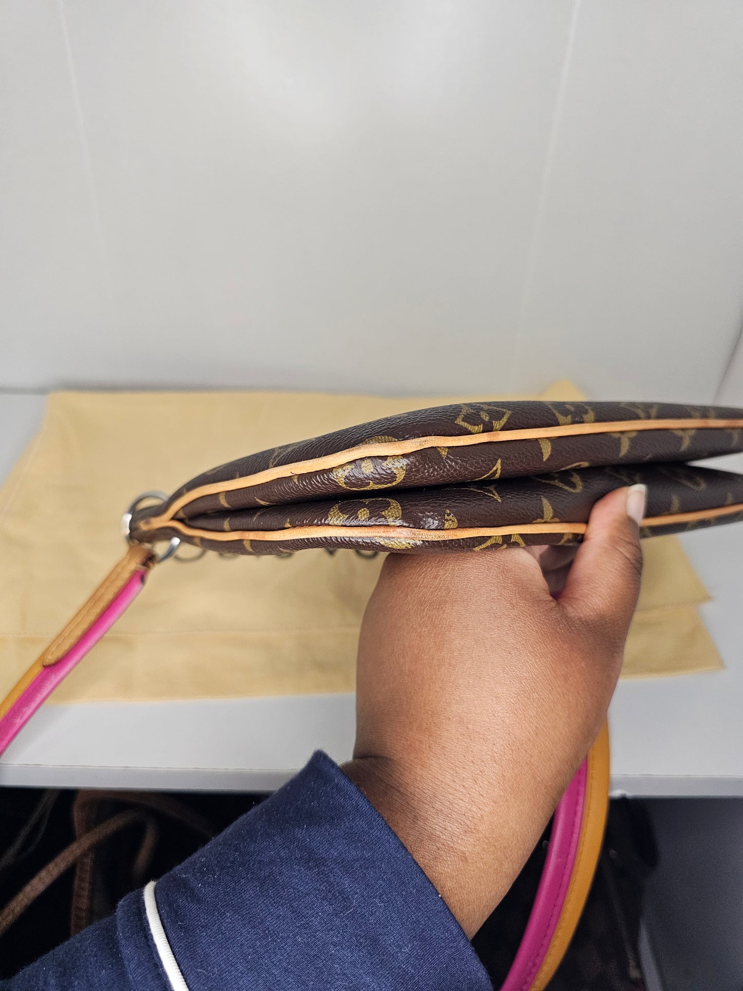 Louis Vuitton Lorette Crossbody Pink / Yellow GI3167
