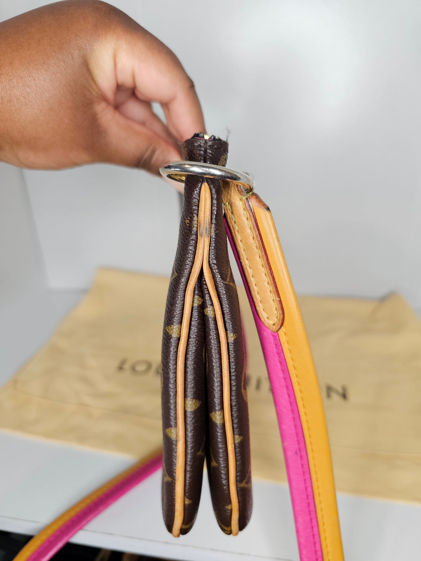 Louis Vuitton Lorette Crossbody Pink / Yellow GI3167