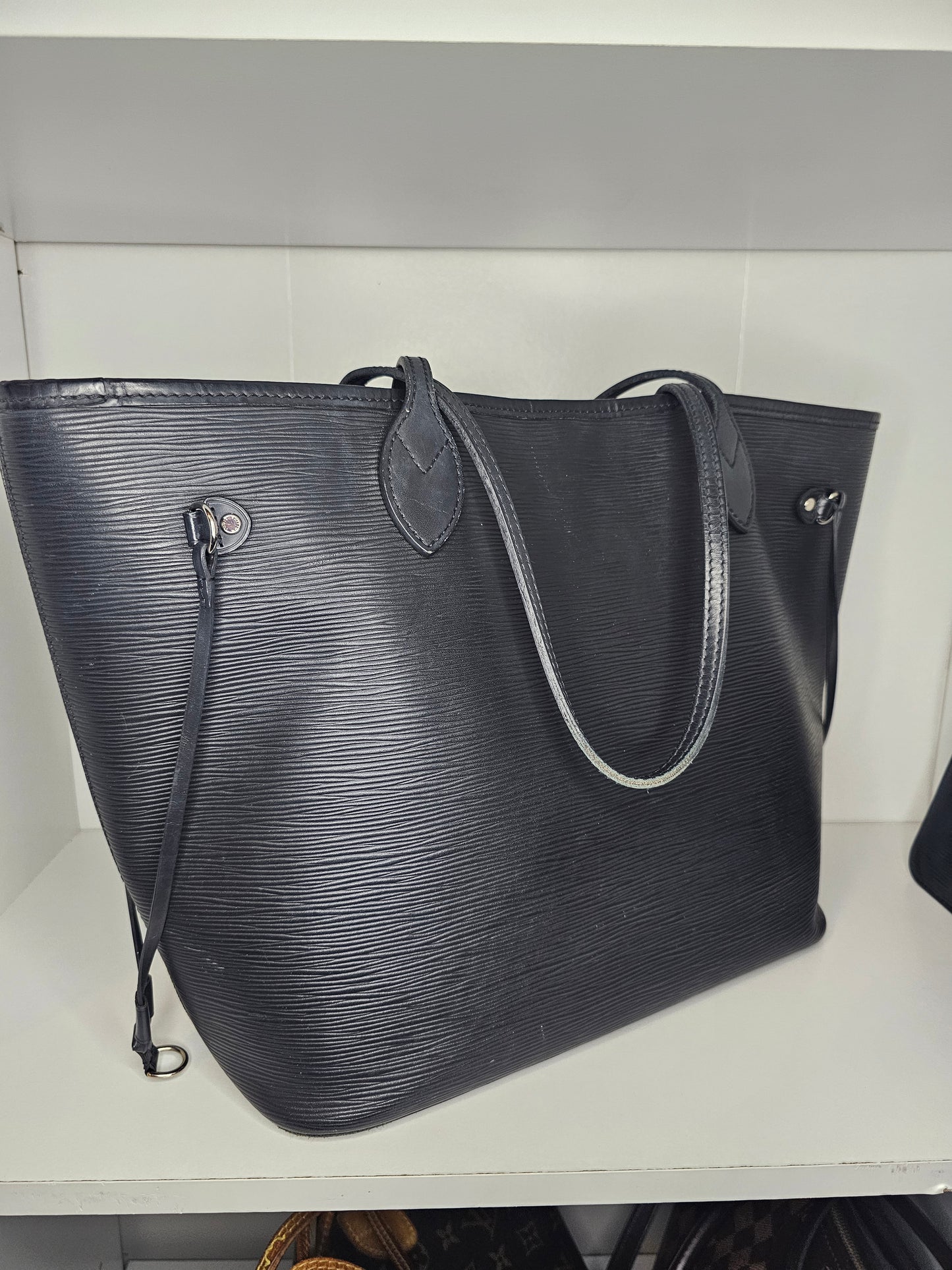 Louis Vuitton Black Epi Neverfull MM & Pochette UB0148