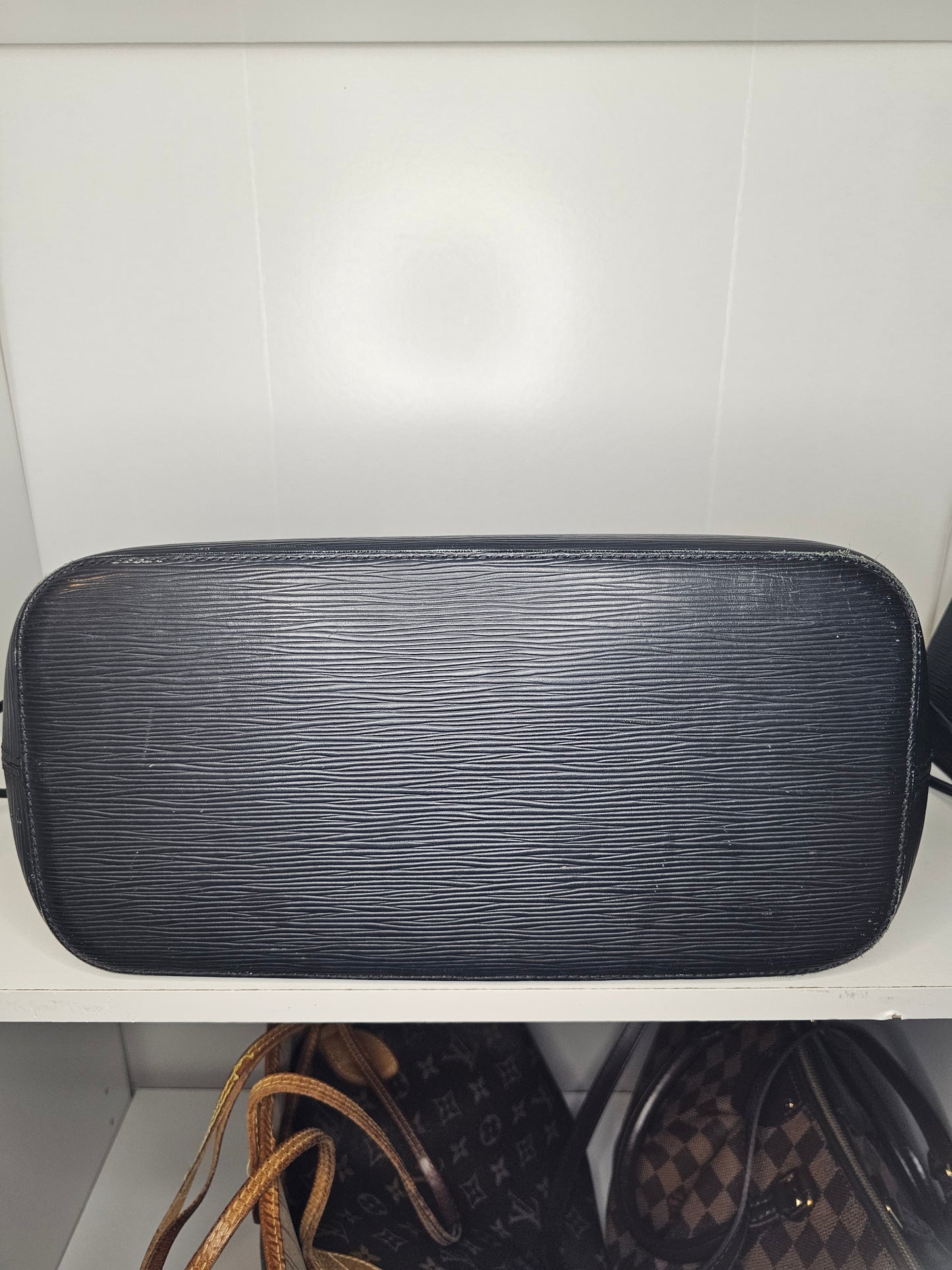 Louis Vuitton Black Epi Neverfull MM & Pochette UB0148