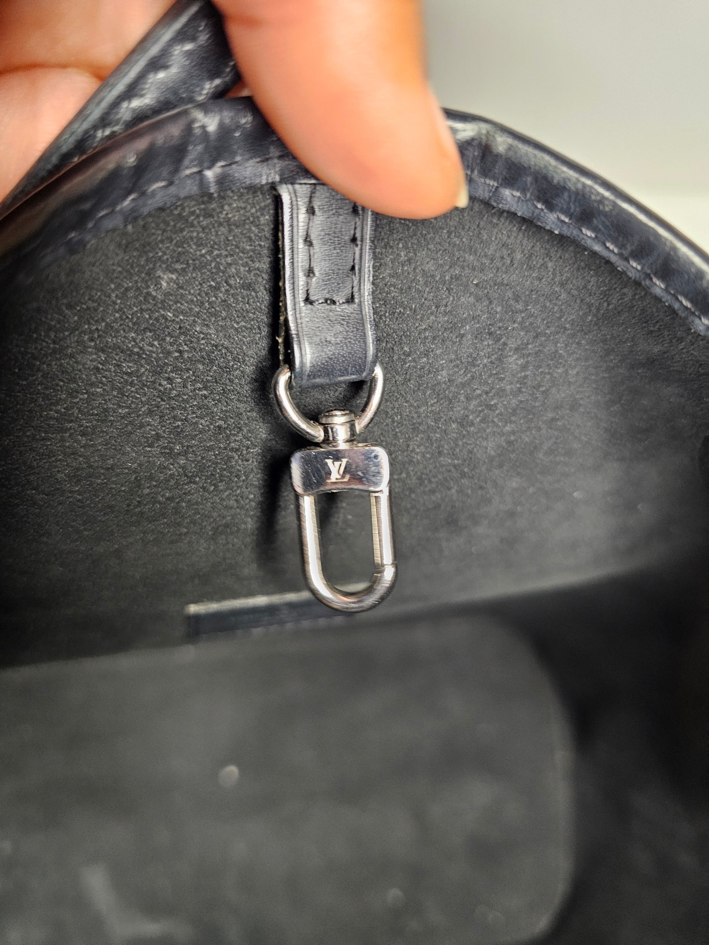 Louis Vuitton Black Epi Neverfull MM & Pochette UB0148