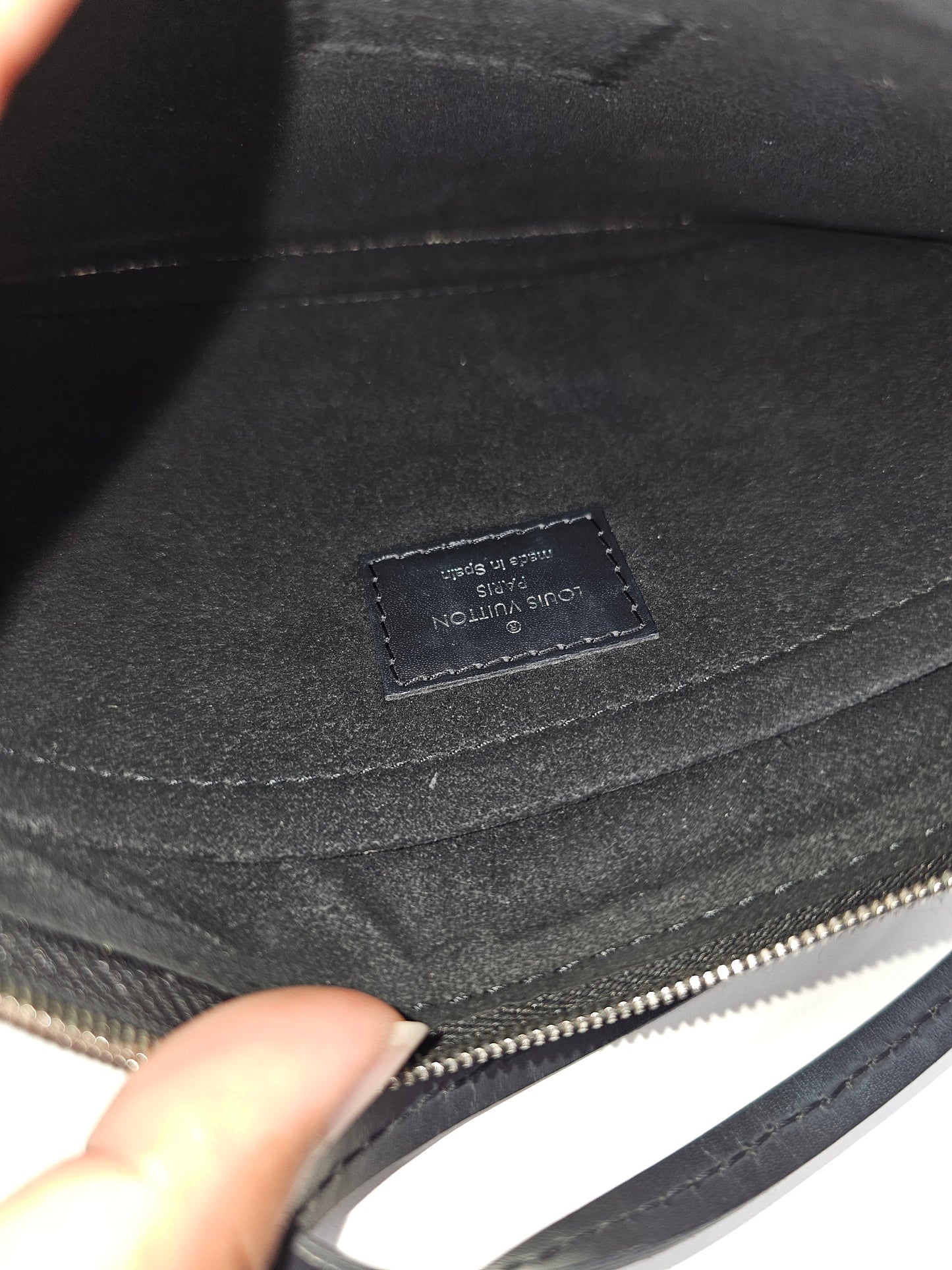 Louis Vuitton Black Epi Neverfull MM & Pochette UB0148