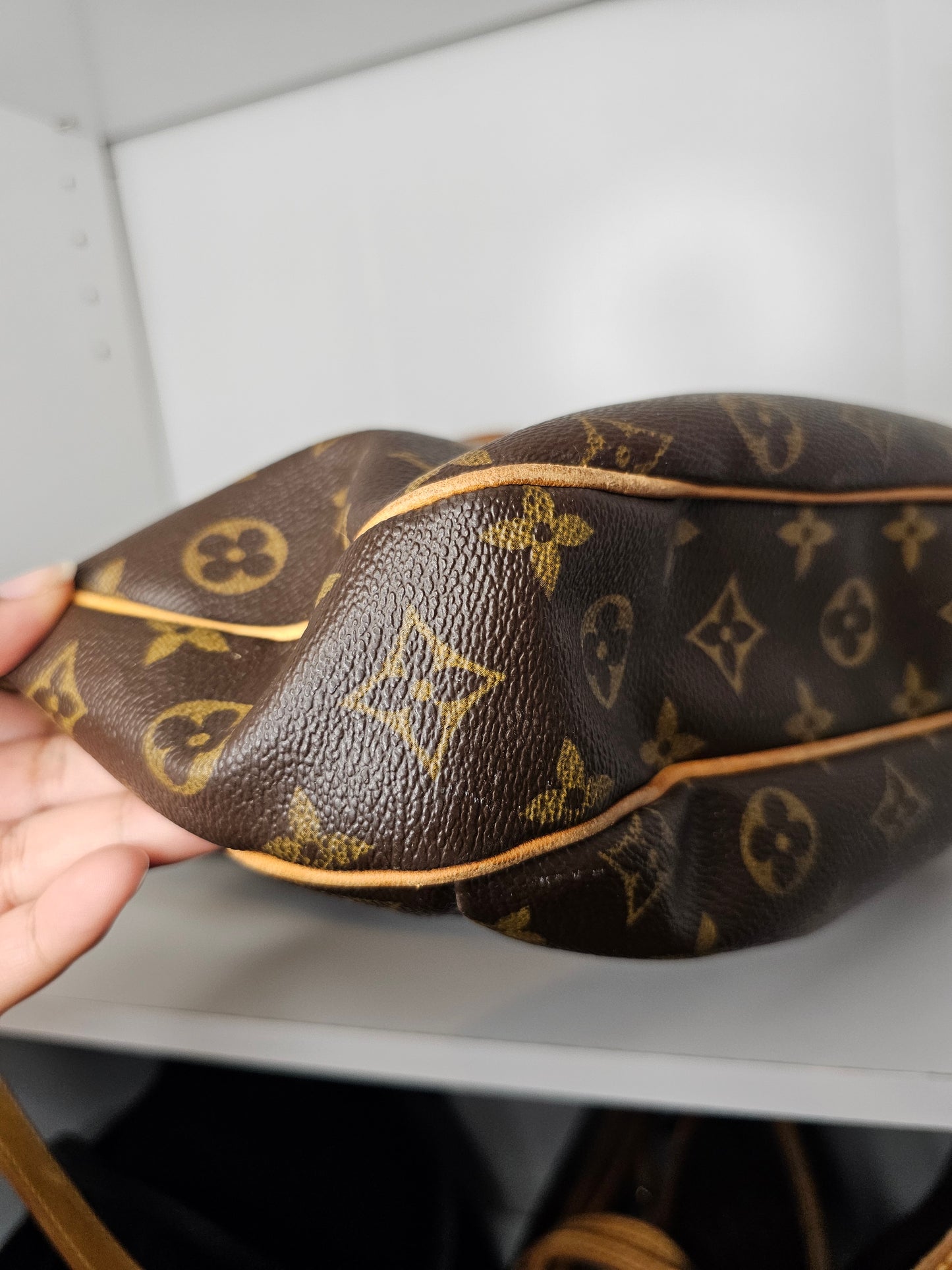 Louis Vuitton Monogram Odeon GM Crossbody DU1089