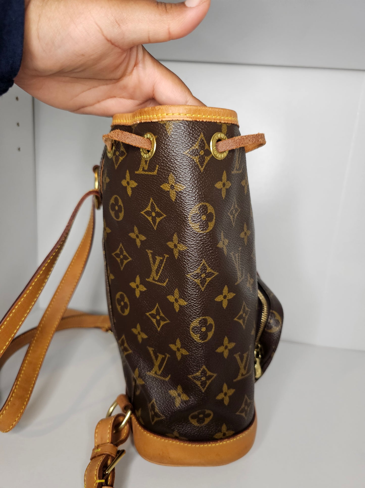 Louis Vuitton Monogram Vintage Montsouris MM SP0071