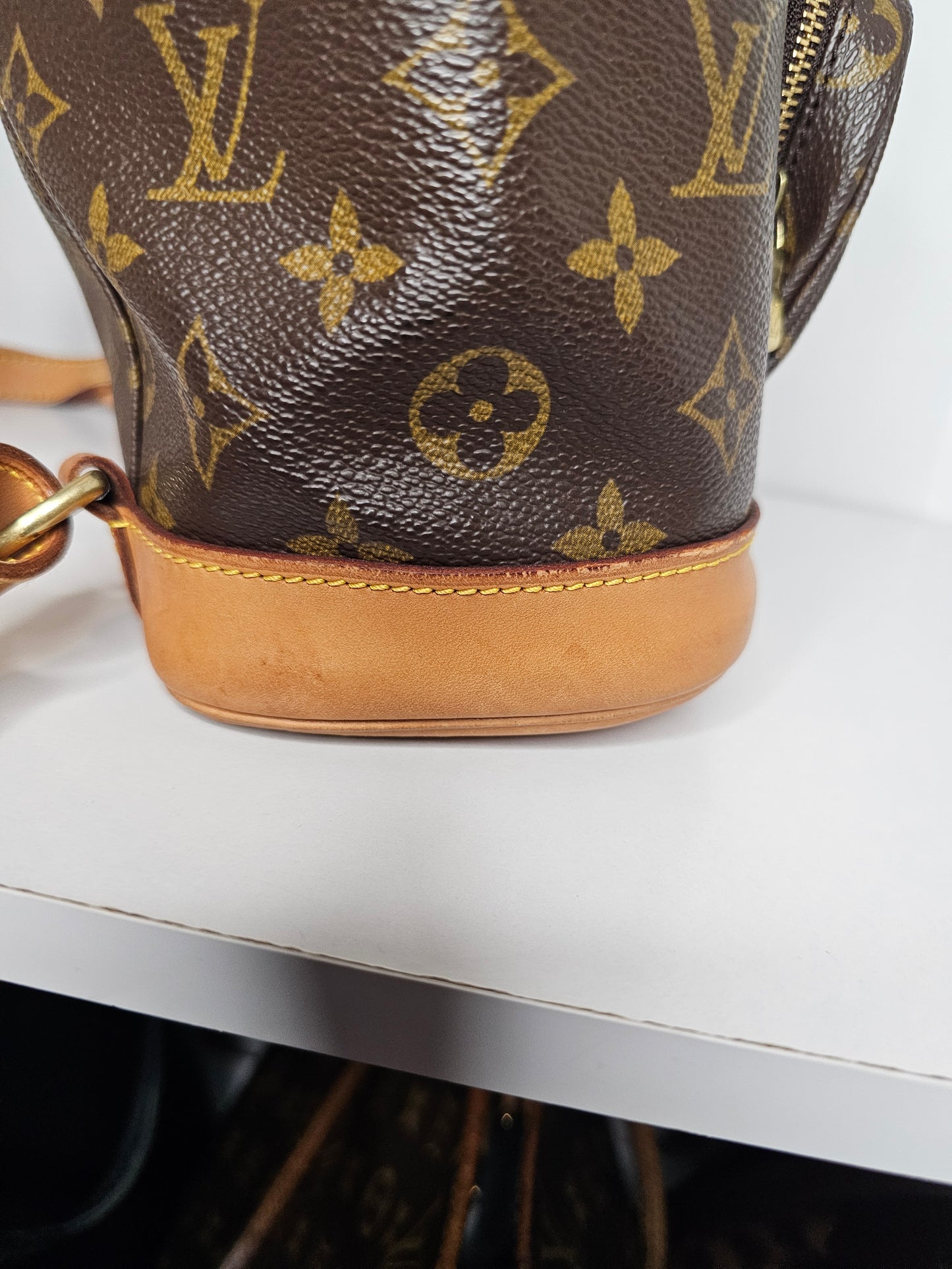 Louis Vuitton Monogram Vintage Montsouris MM SP0071