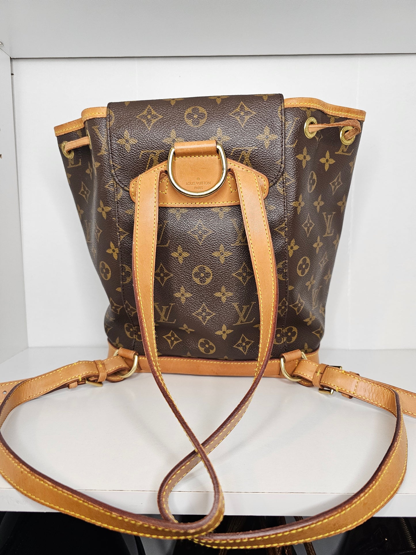Louis Vuitton Monogram Vintage Montsouris MM SP0071