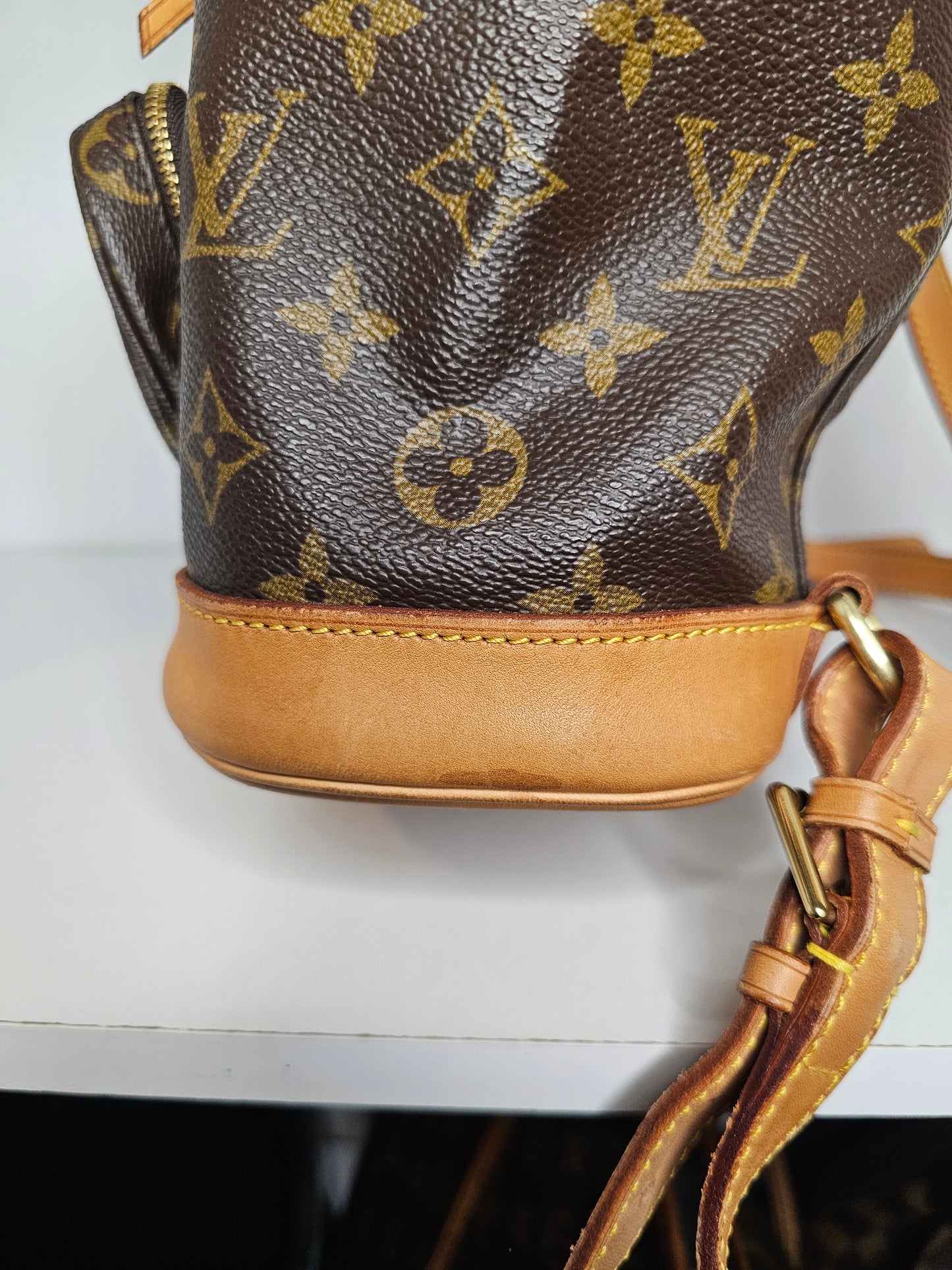 Louis Vuitton Monogram Vintage Montsouris MM SP0071