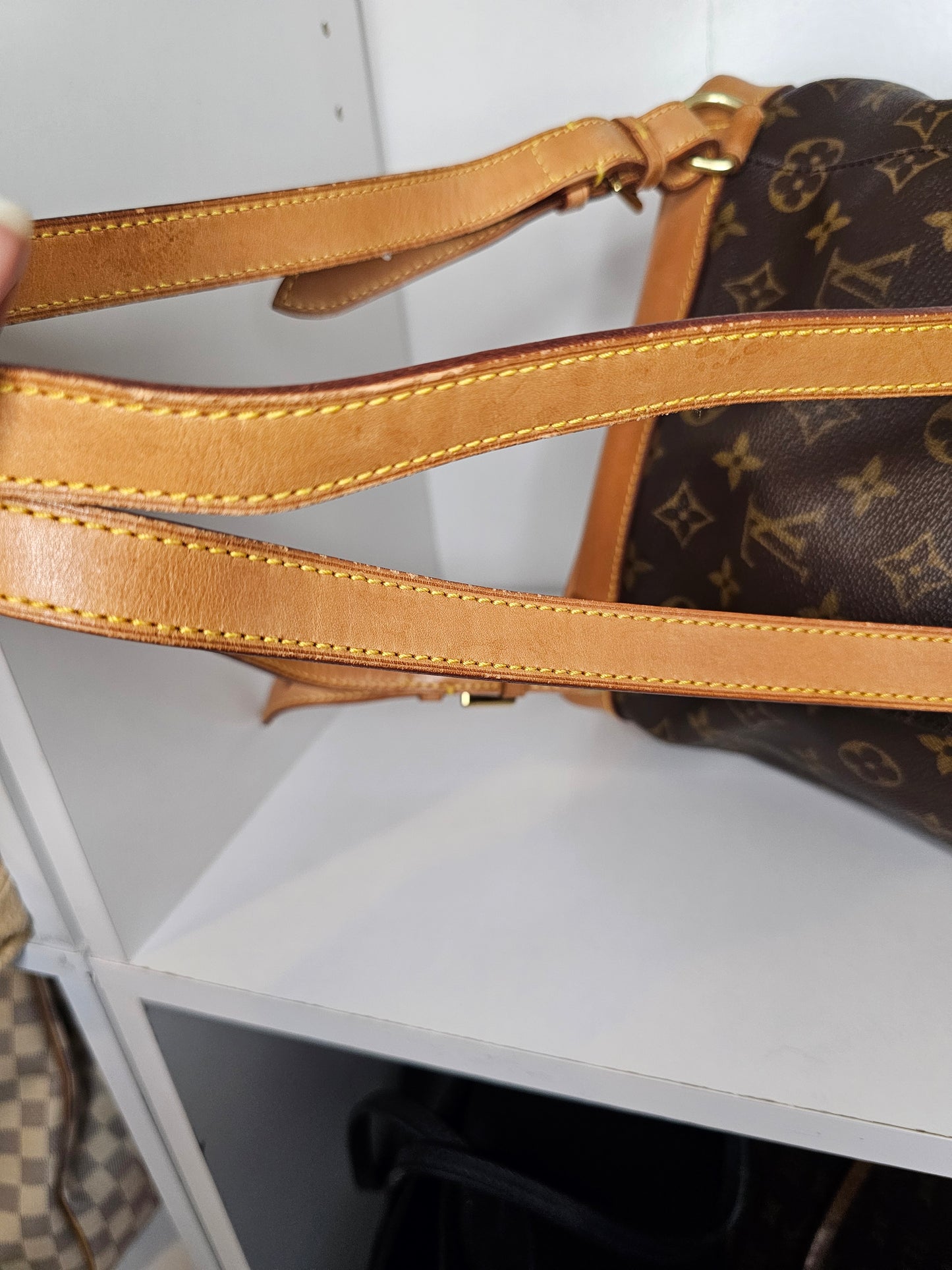 Louis Vuitton Monogram Vintage Montsouris MM SP0071