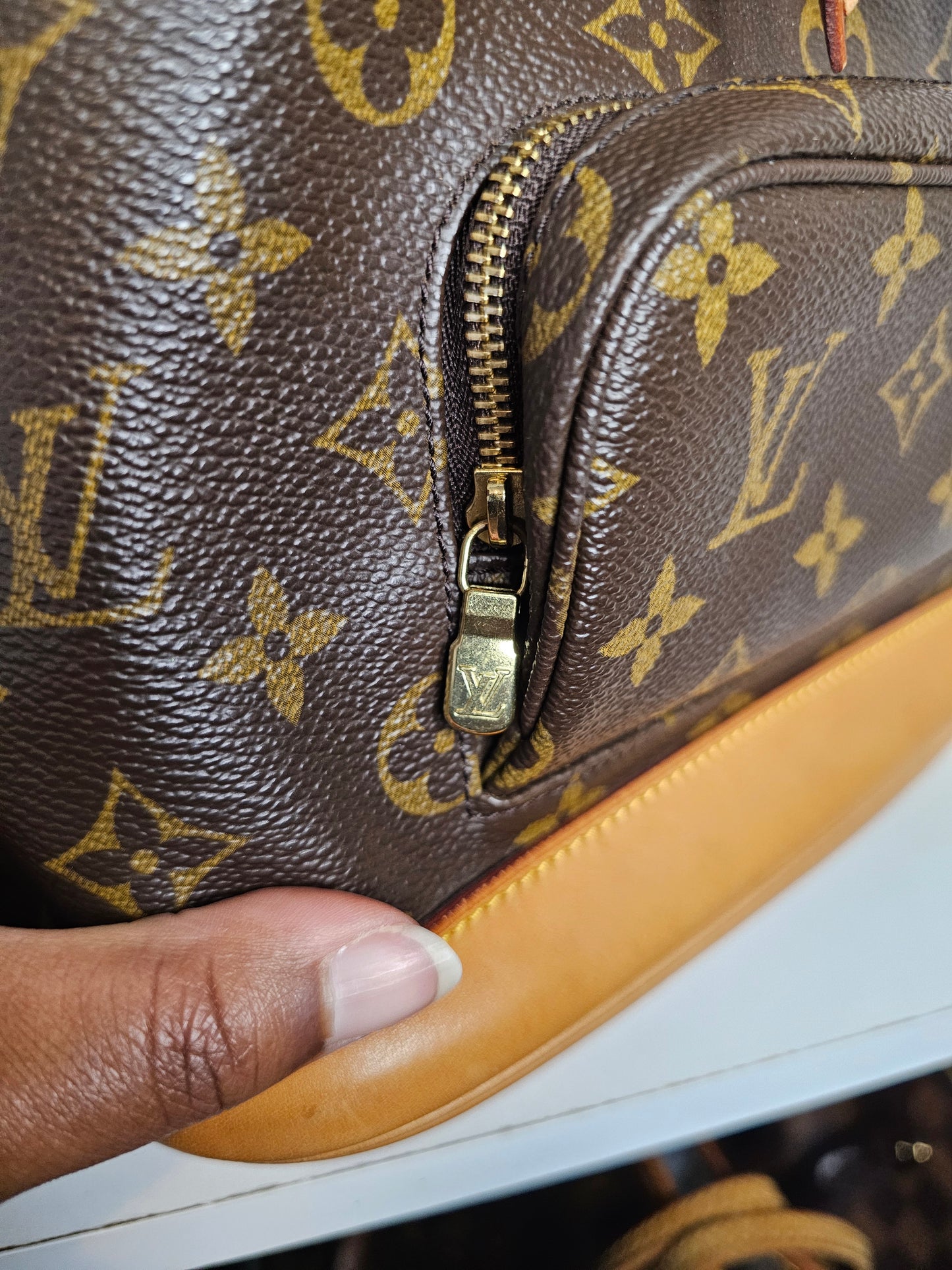 Louis Vuitton Monogram Vintage Montsouris MM SP0071