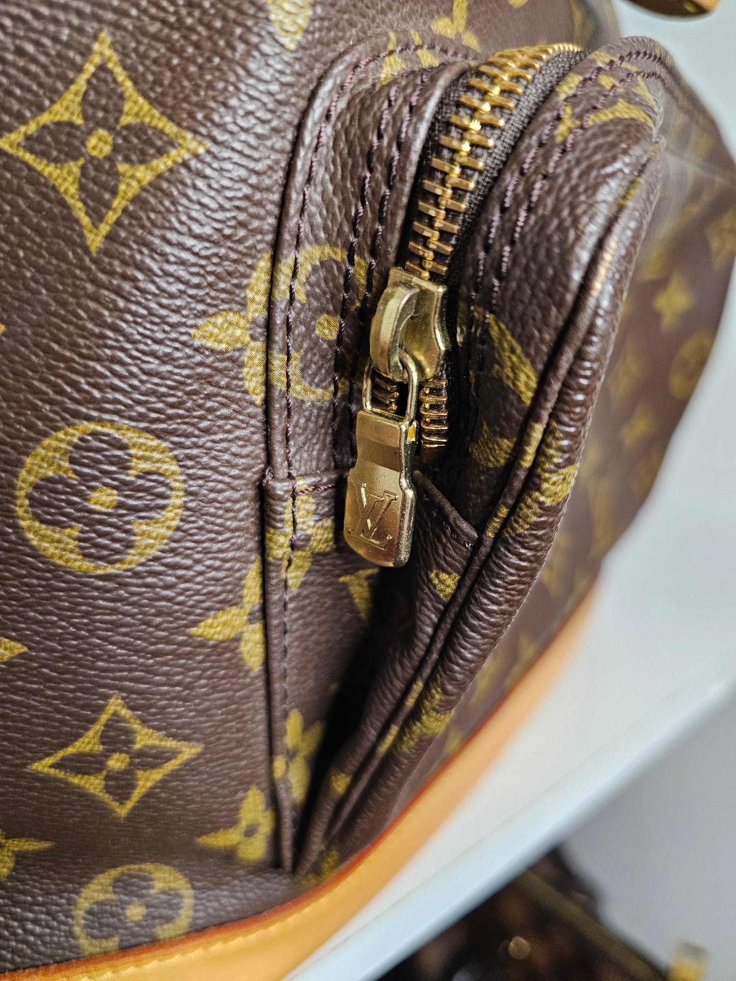 Louis Vuitton Vintage Monogram Montsouris GM MI0956