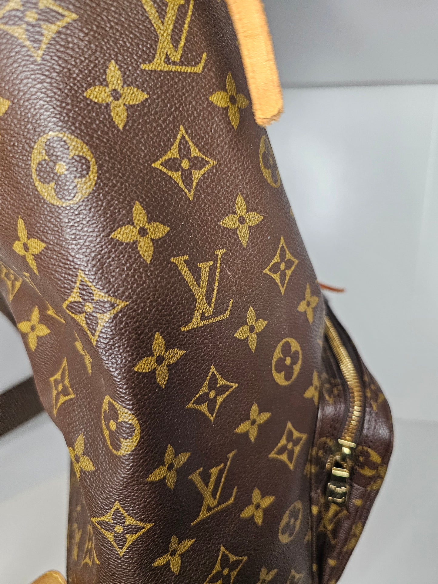 Louis Vuitton Vintage Monogram Montsouris GM MI0956