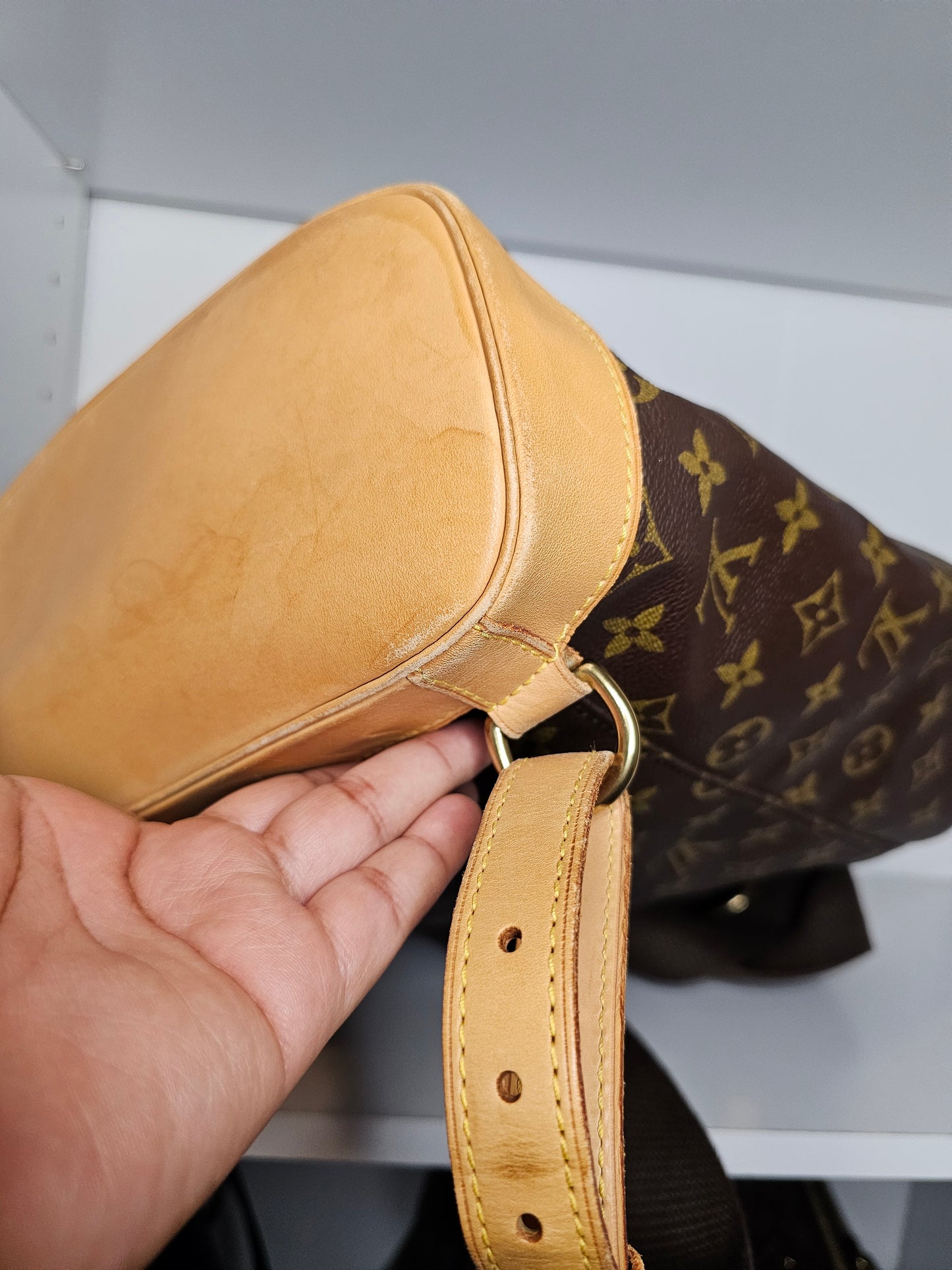 Louis Vuitton Vintage Monogram Montsouris GM MI0956