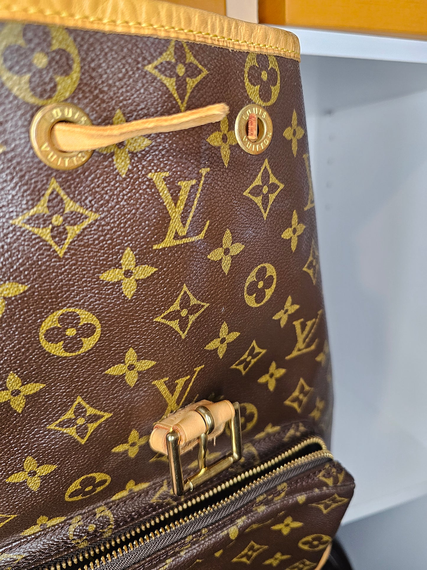 Louis Vuitton Vintage Monogram Montsouris GM MI0956