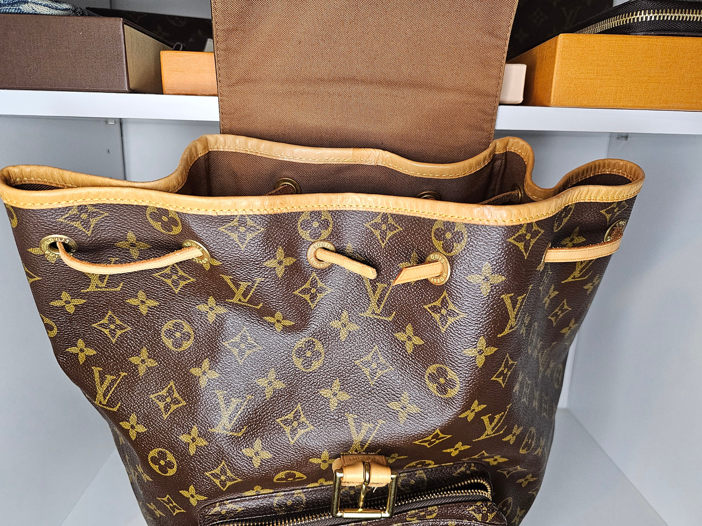 Louis Vuitton Vintage Monogram Montsouris GM MI0956