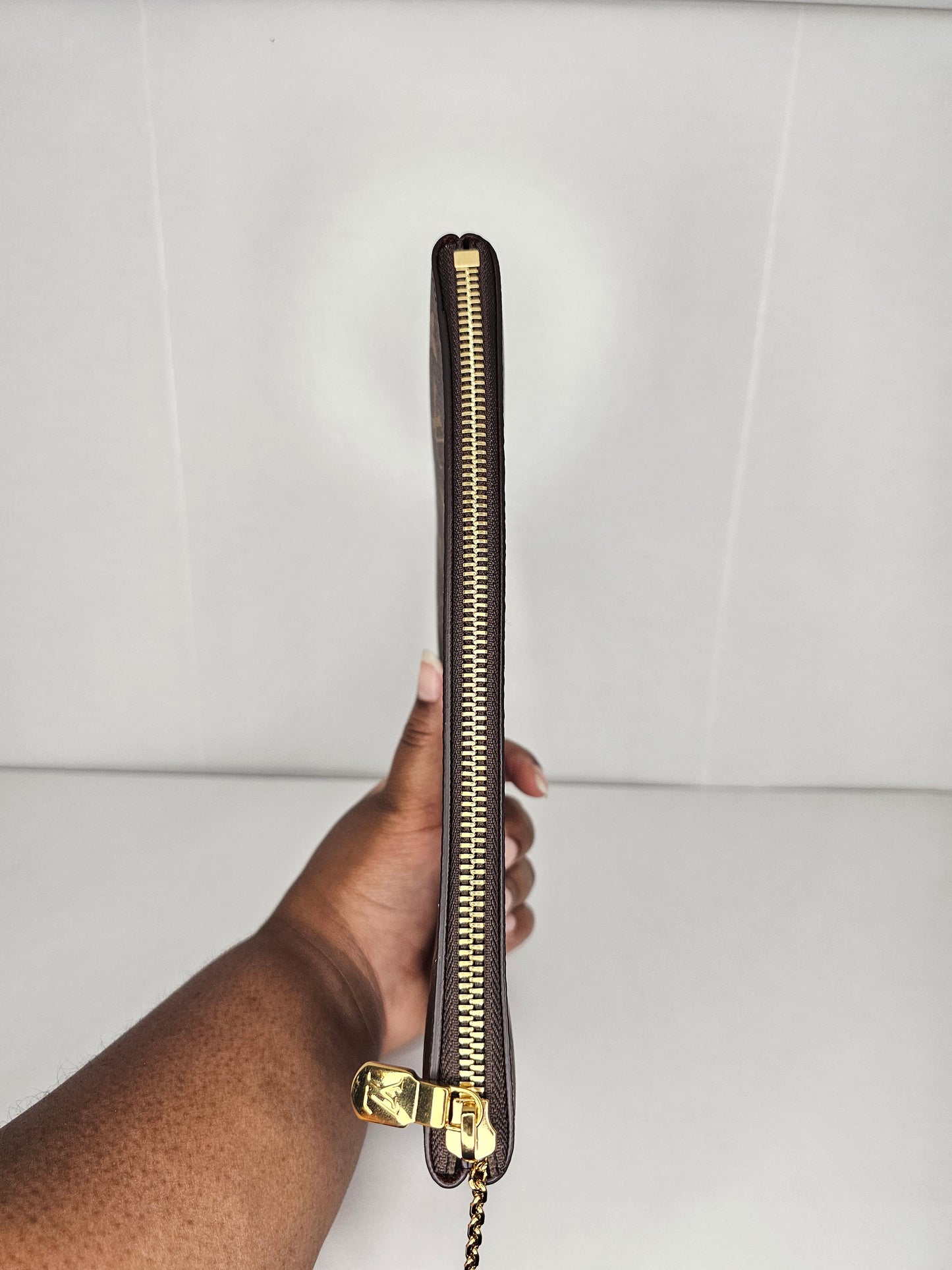 Louis Vuitton Monogram Key Pouch M MM0296