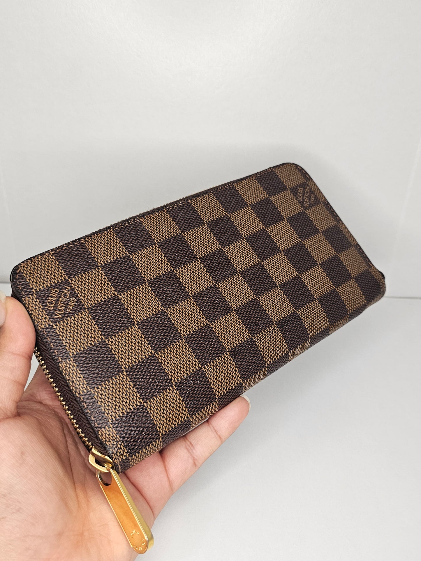 Louis Vuitton Damier Ebene Zippy Wallet SD5102