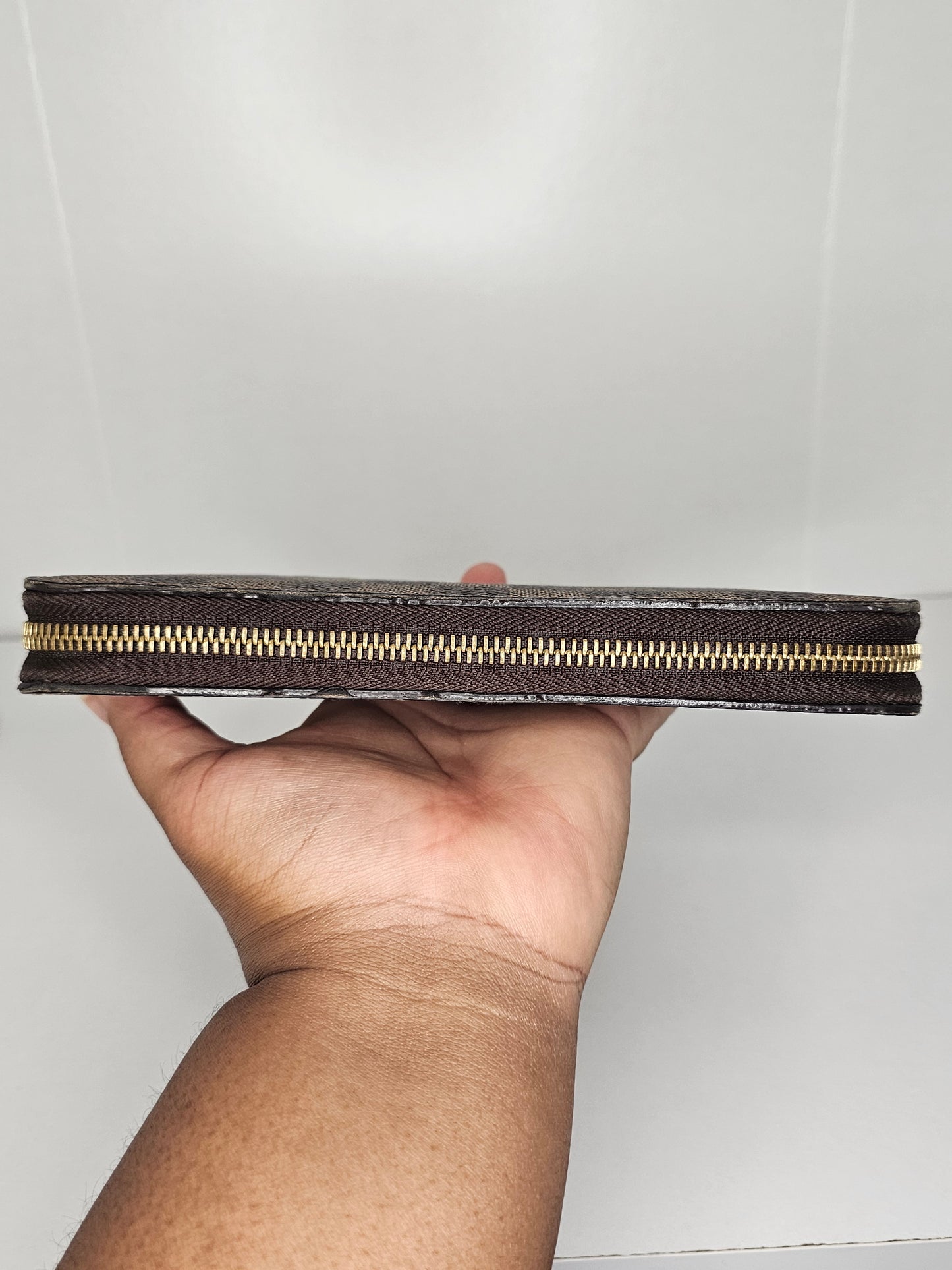 Louis Vuitton Damier Ebene Zippy Wallet SD5102