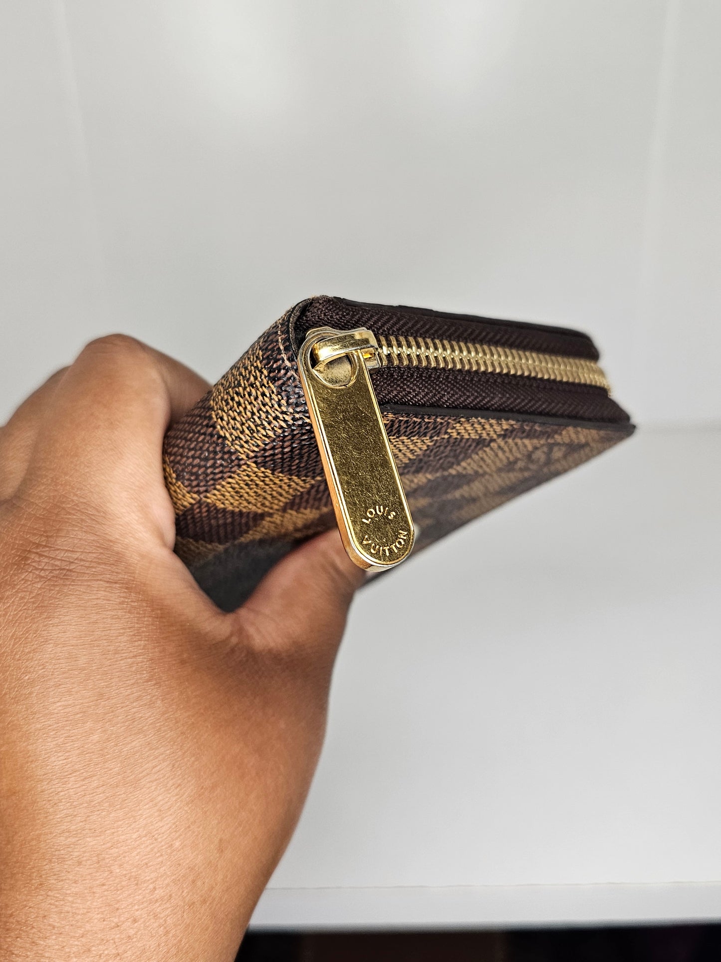Louis Vuitton Damier Ebene Zippy Wallet SD5102