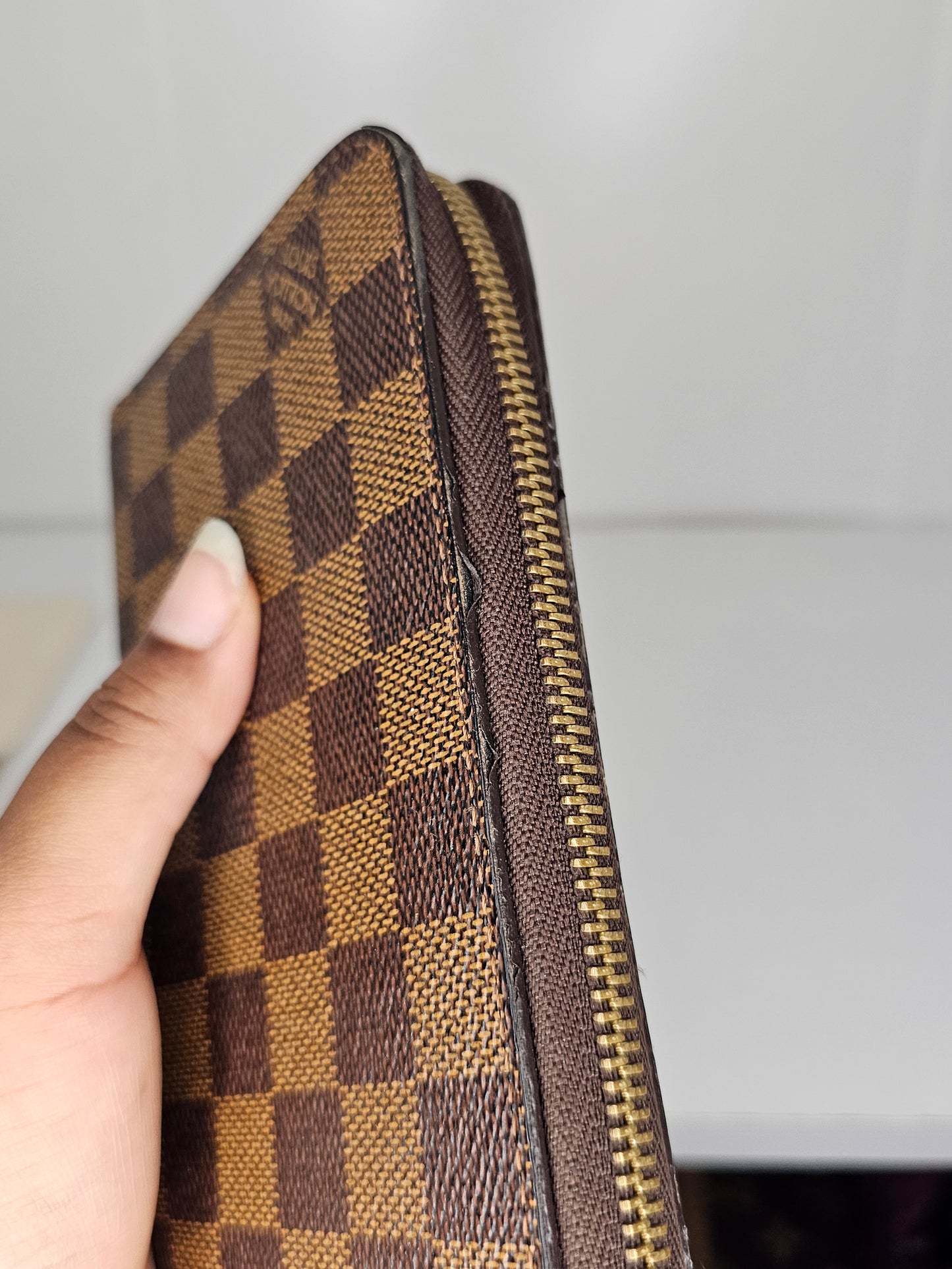 Louis Vuitton Damier Ebene Zippy Wallet SD5102