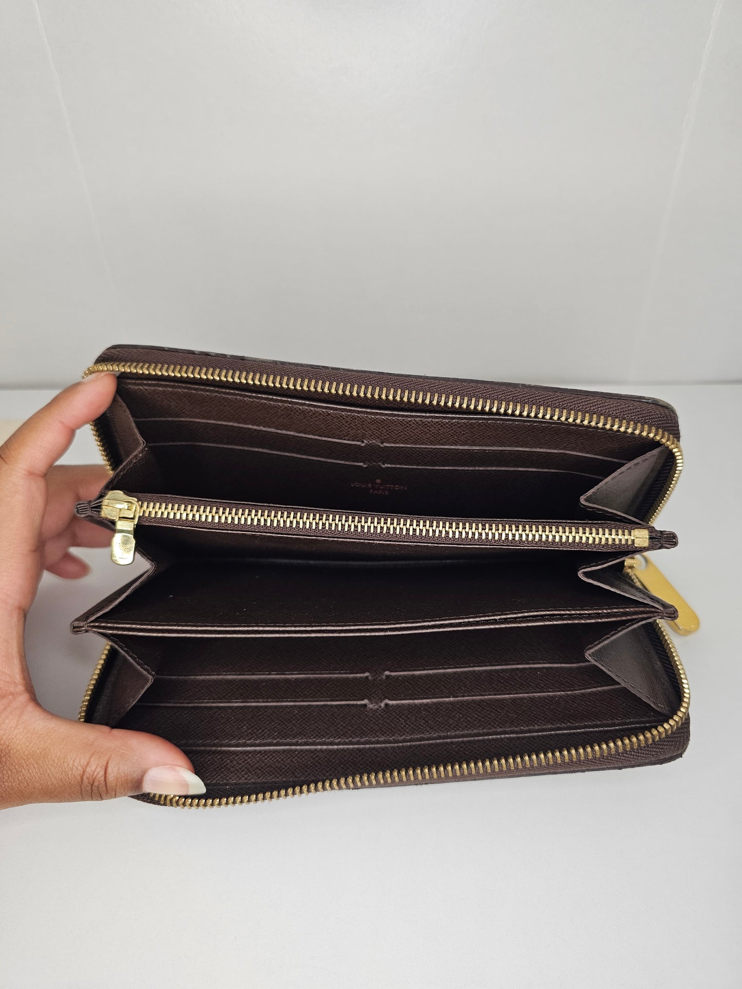 Louis Vuitton Damier Ebene Zippy Wallet SD5102