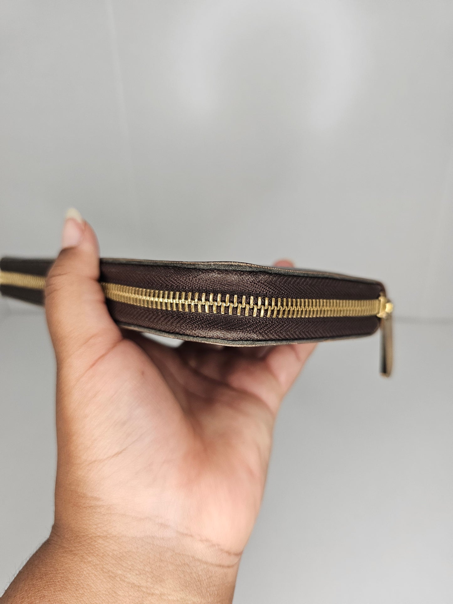 Louis Vuitton Monogram Zippy Wallet SP1017