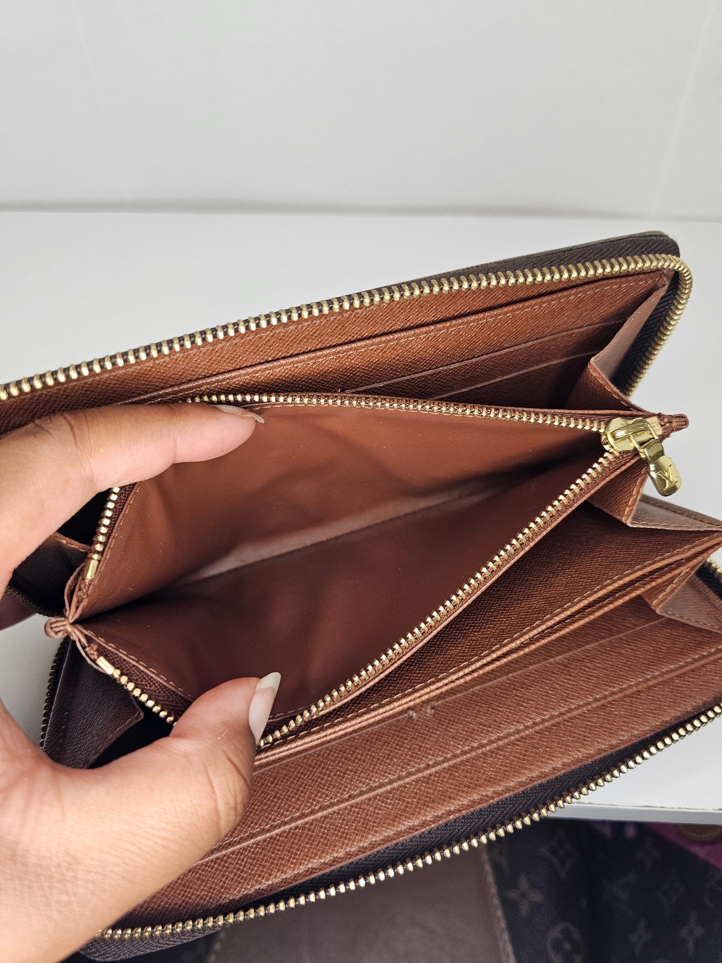 Louis Vuitton Monogram Zippy Wallet SP1017