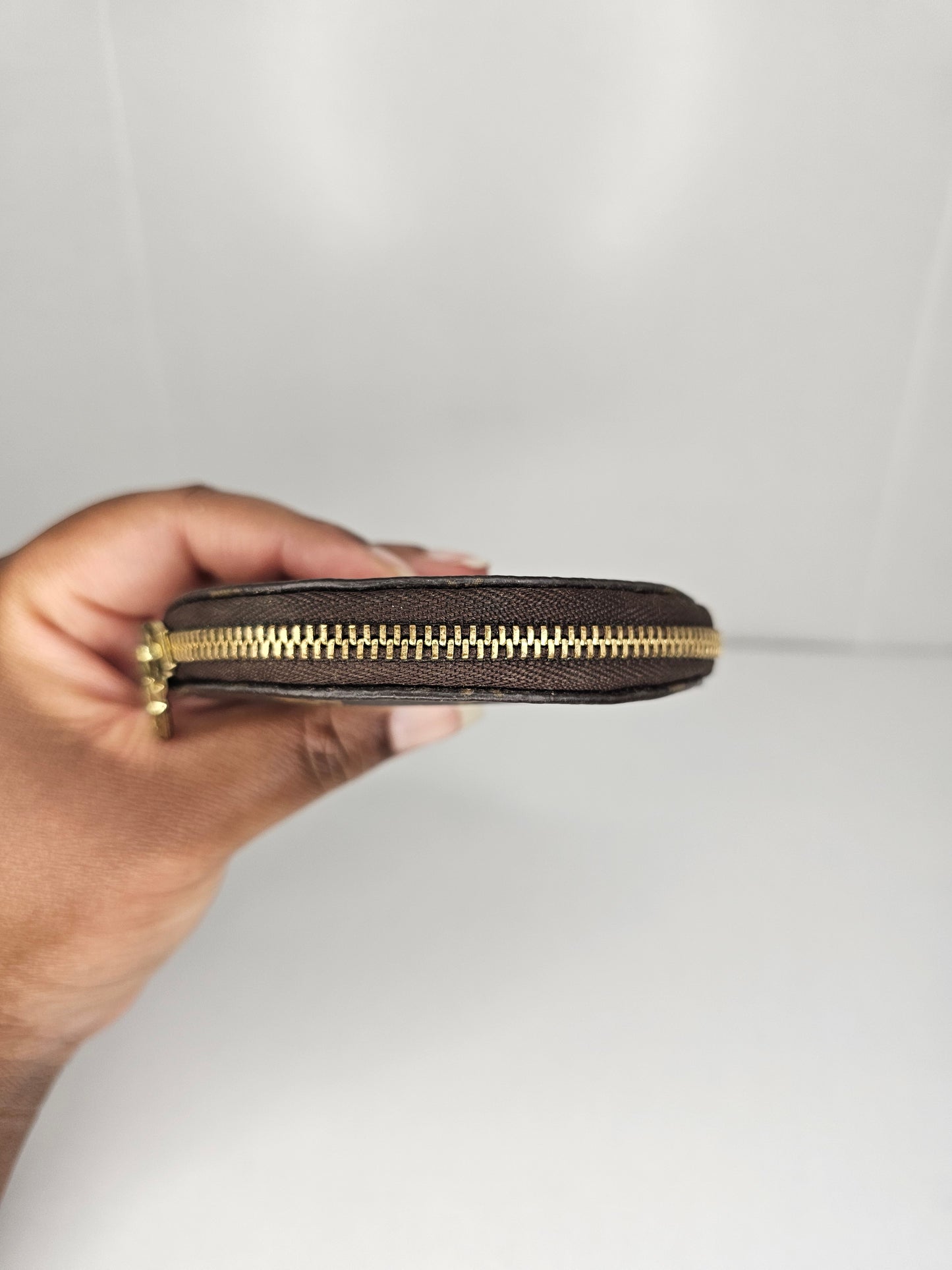 Louis Vuitton Monogram Round Coin Purse TA0178