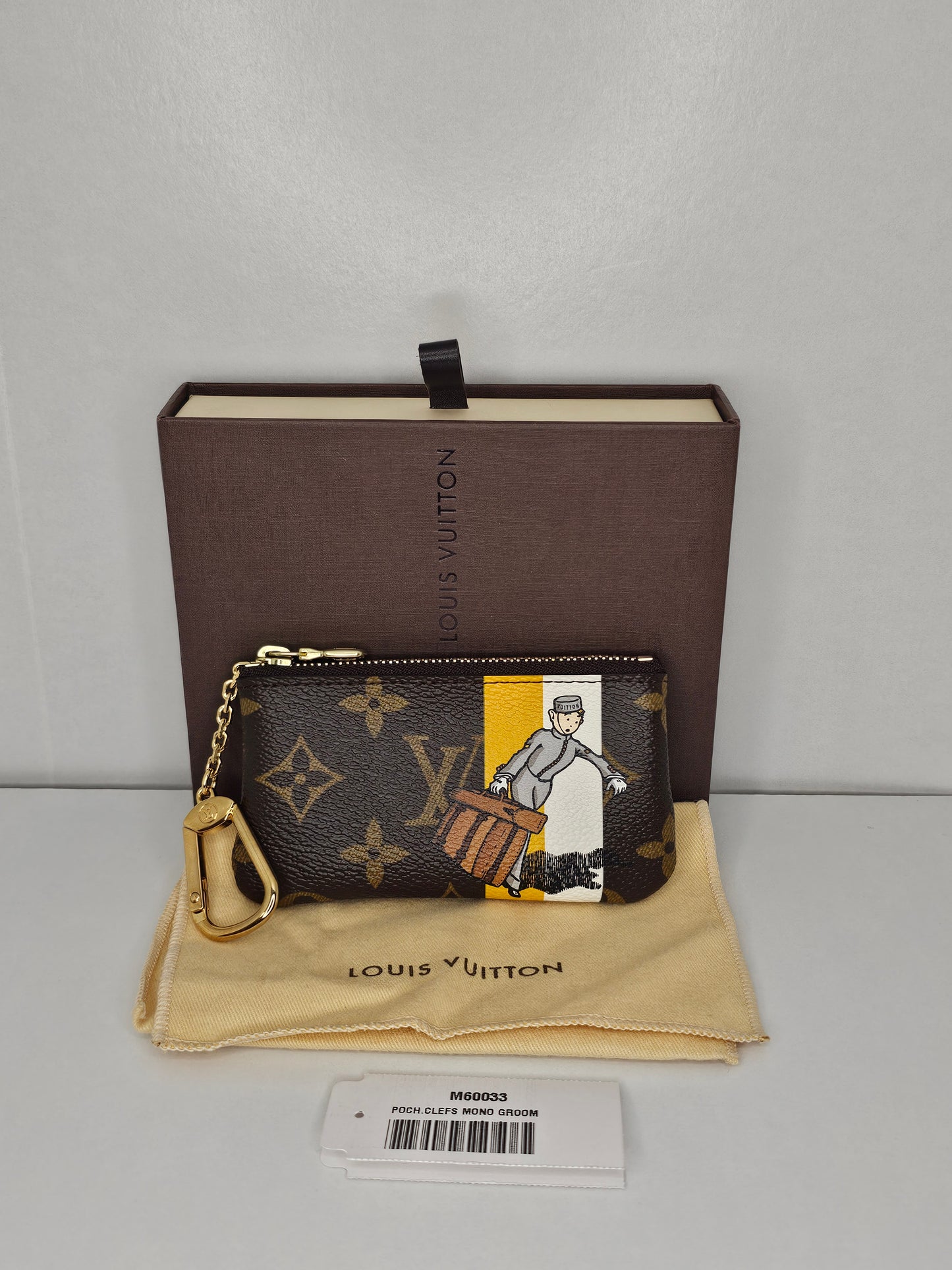 Louis Vuitton Groom Bellboy Key Pouch CA1006