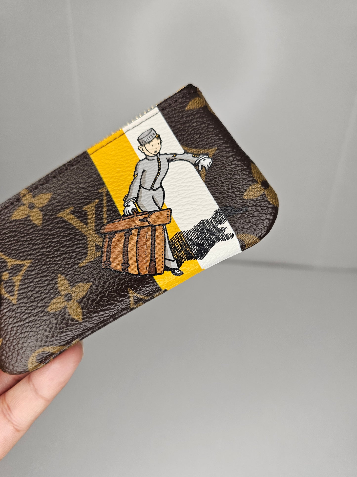 Louis Vuitton Groom Bellboy Key Pouch CA1006
