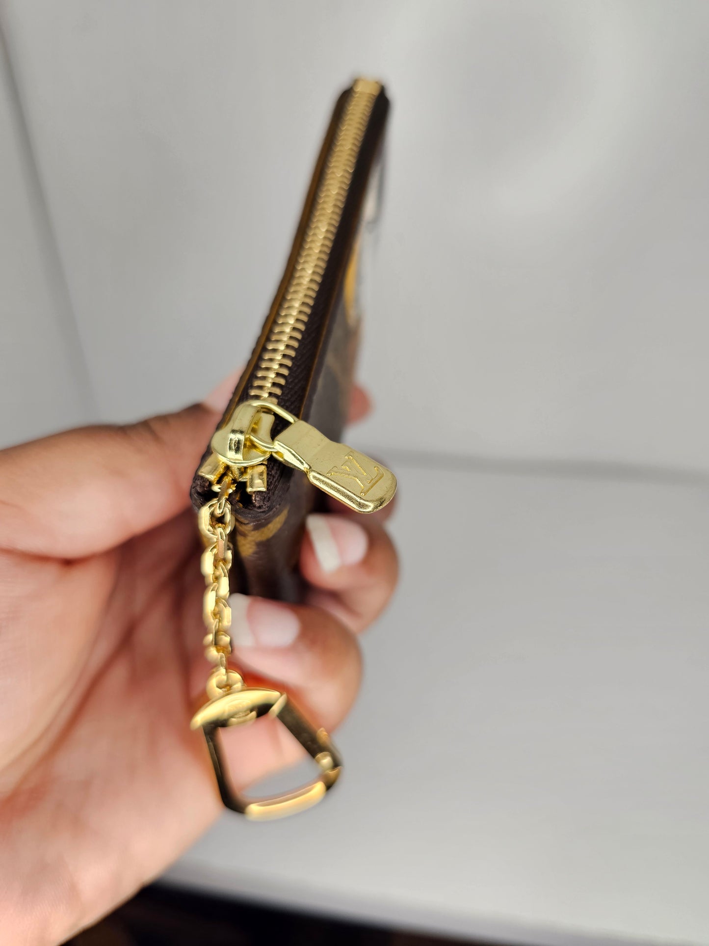 Louis Vuitton Groom Bellboy Key Pouch CA1006