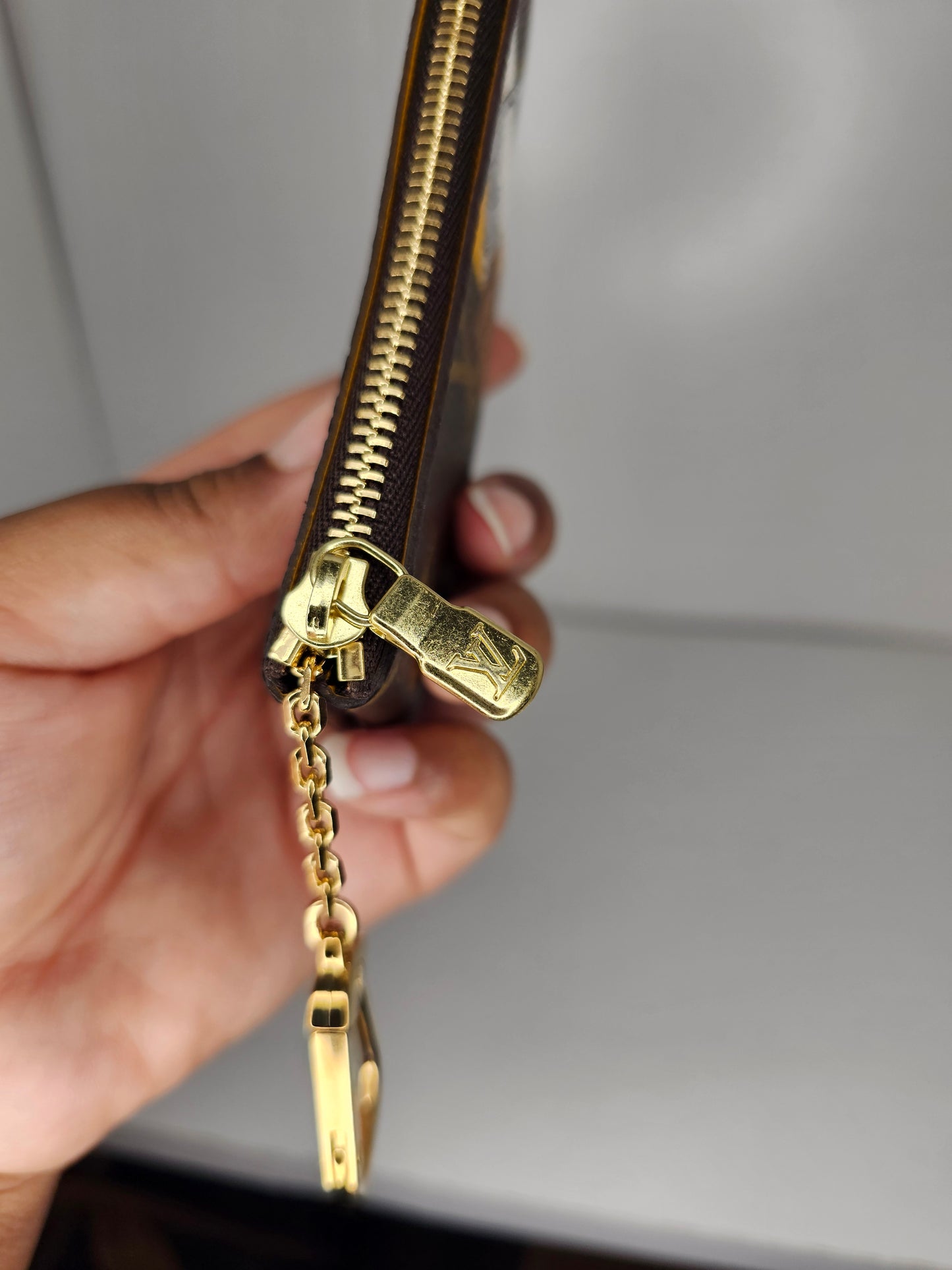 Louis Vuitton Groom Bellboy Key Pouch CA1006