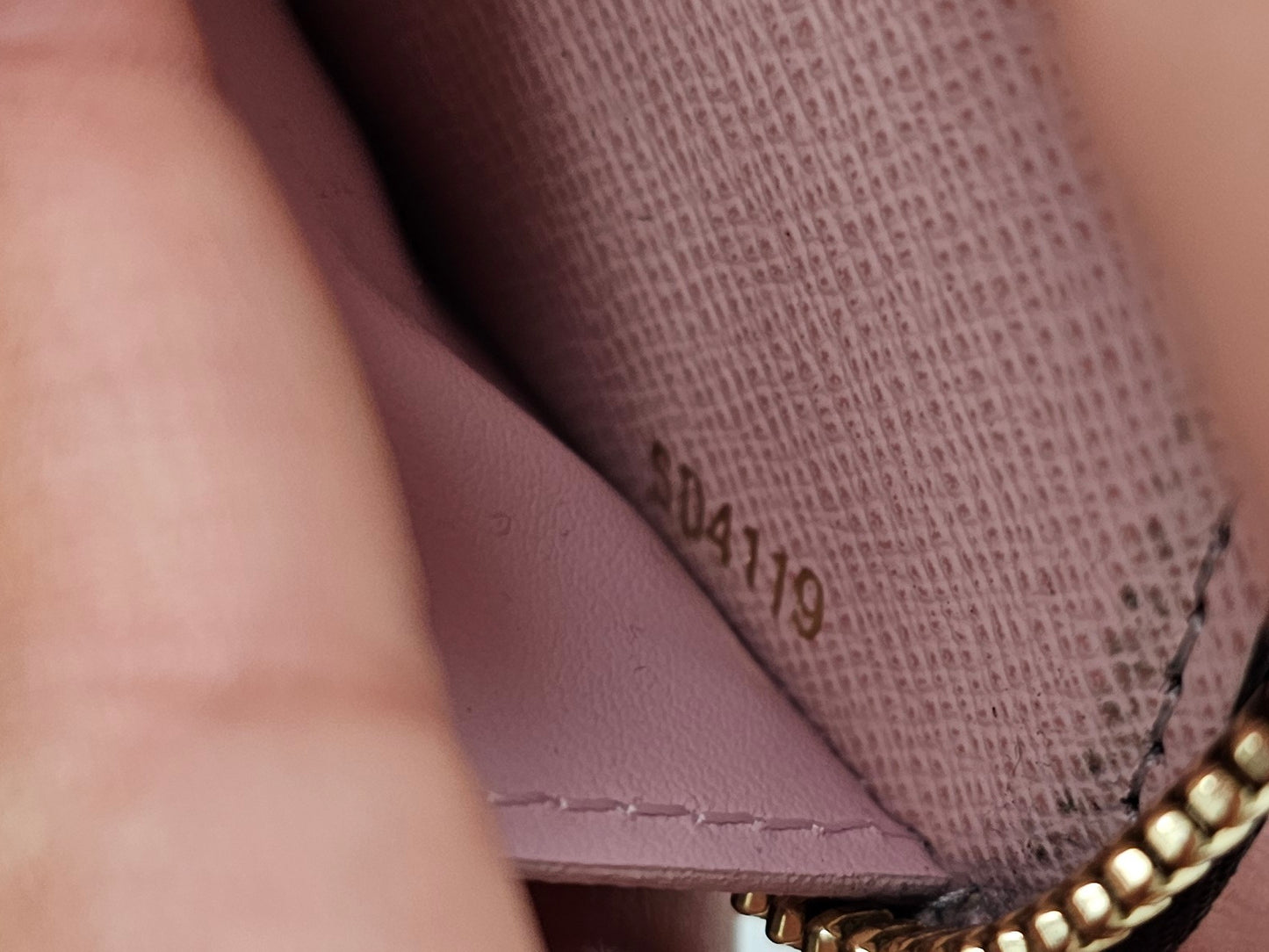 Louis Vuitton Pink Damier Ebene Clemence SD4119