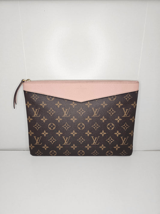 Louis Vuitton Pink Monogram Daily Pouch TN3178