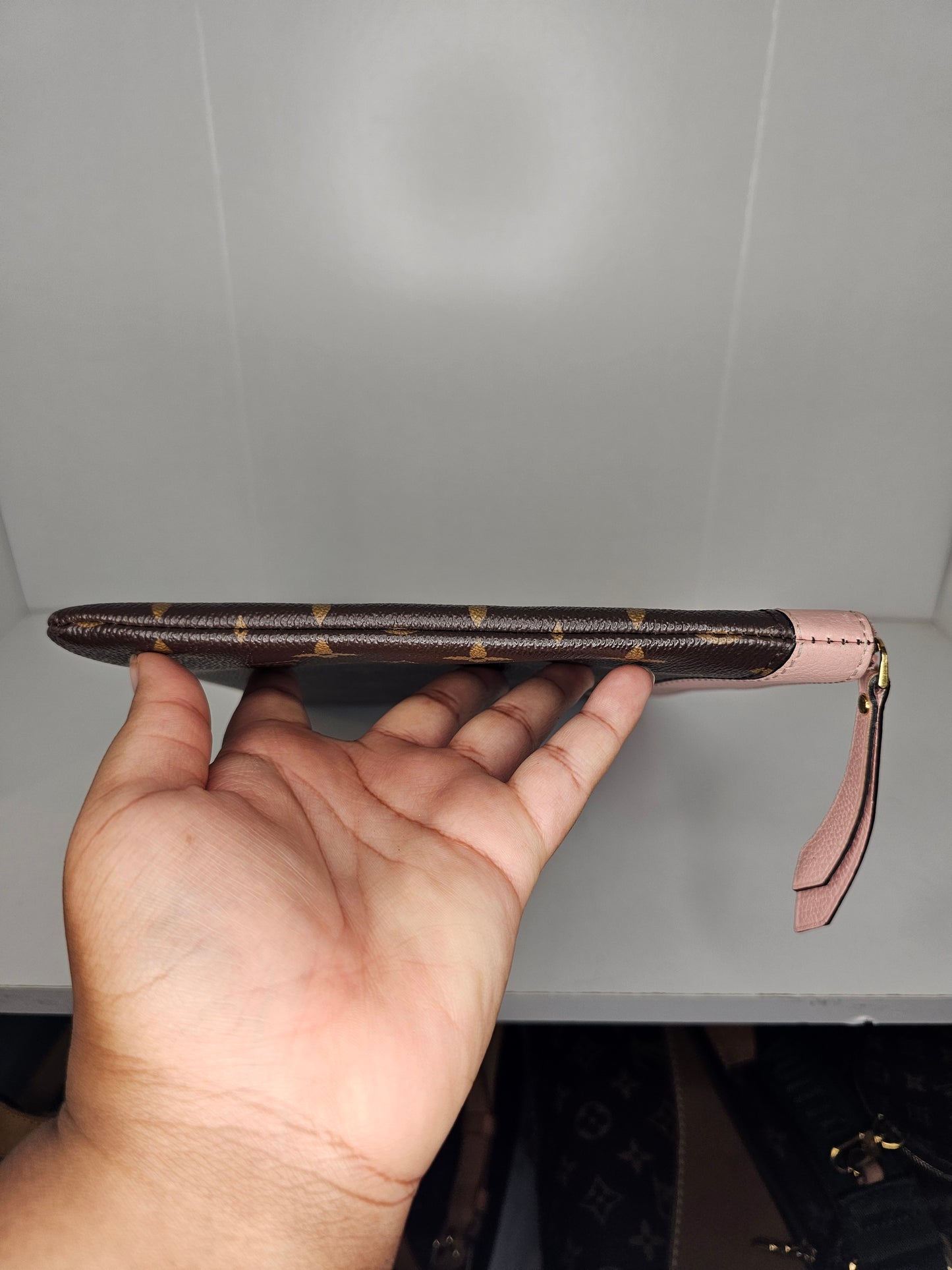 Louis Vuitton Pink Monogram Daily Pouch TN3178