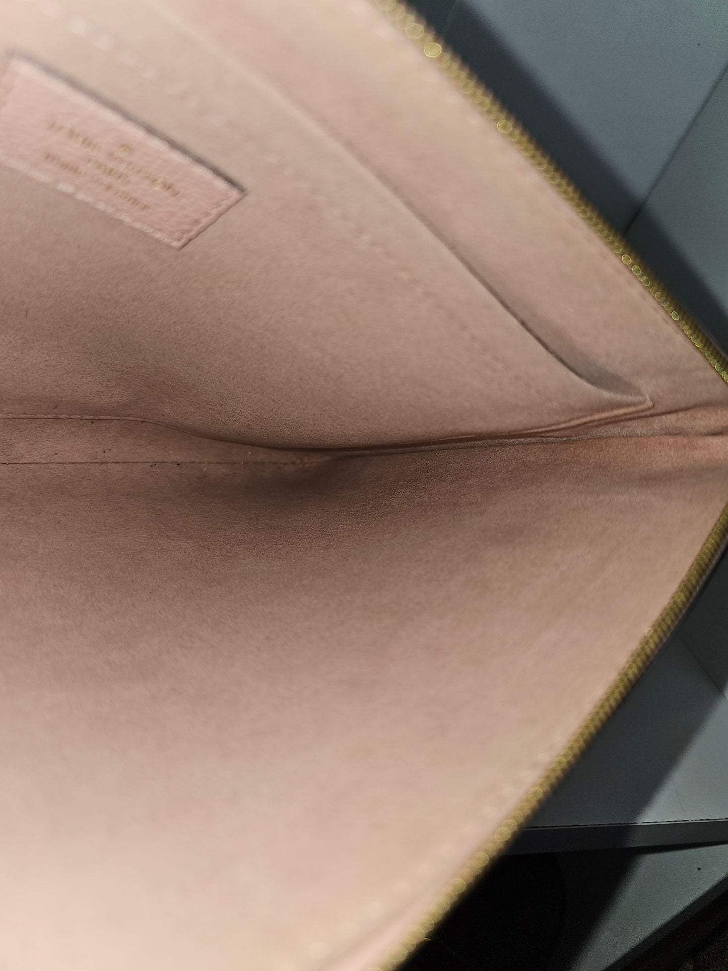 Louis Vuitton Pink Monogram Daily Pouch TN3178