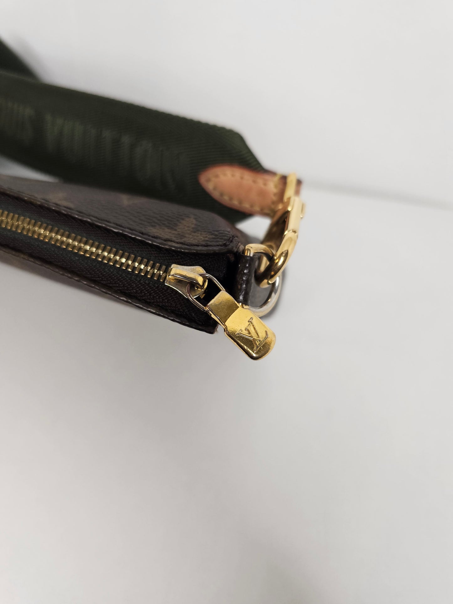 Louis Vuitton Green Multi Pochette Accessoires SD2260 ⚠️