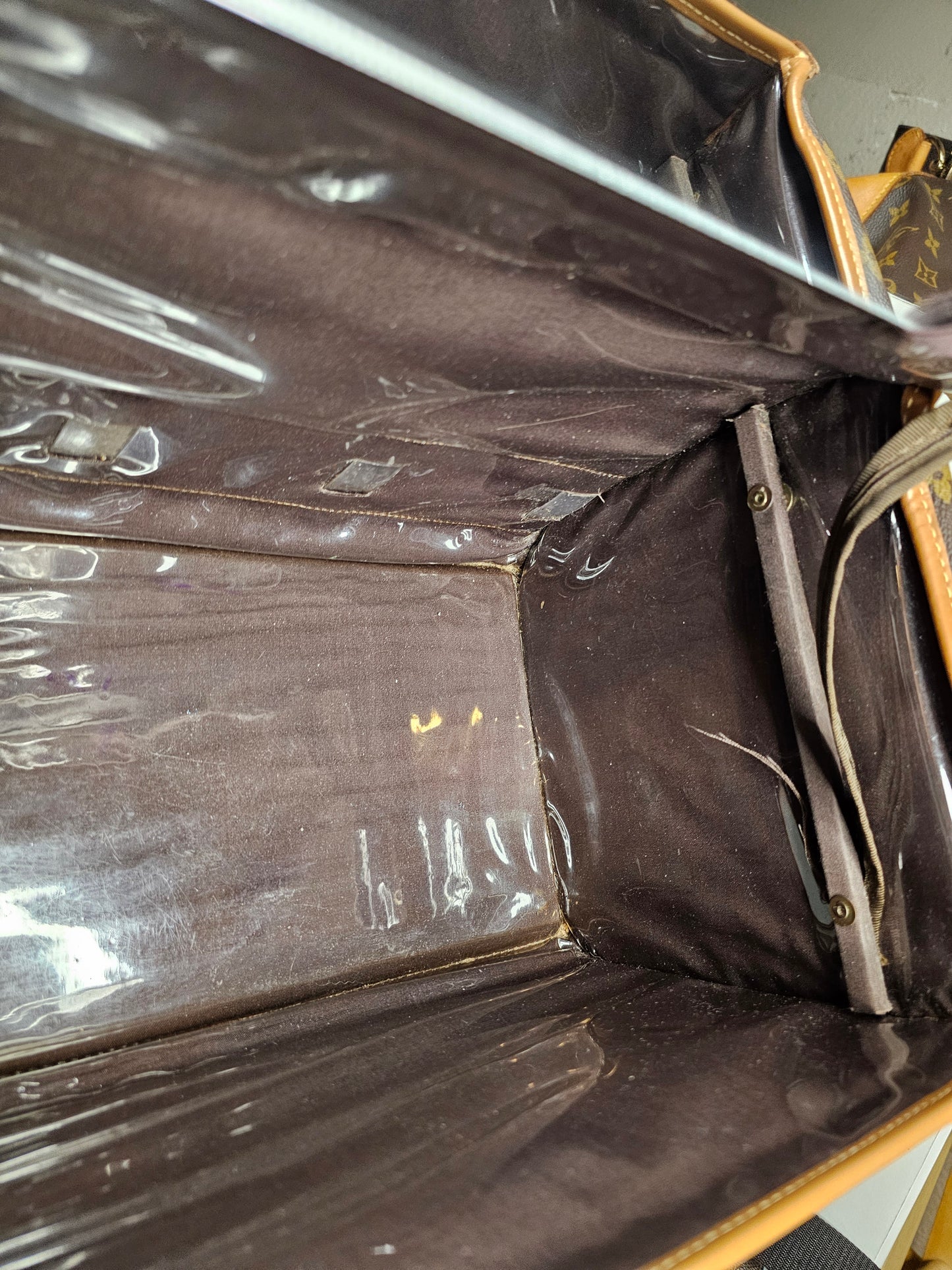 Louis Vuitton French Company Train Case