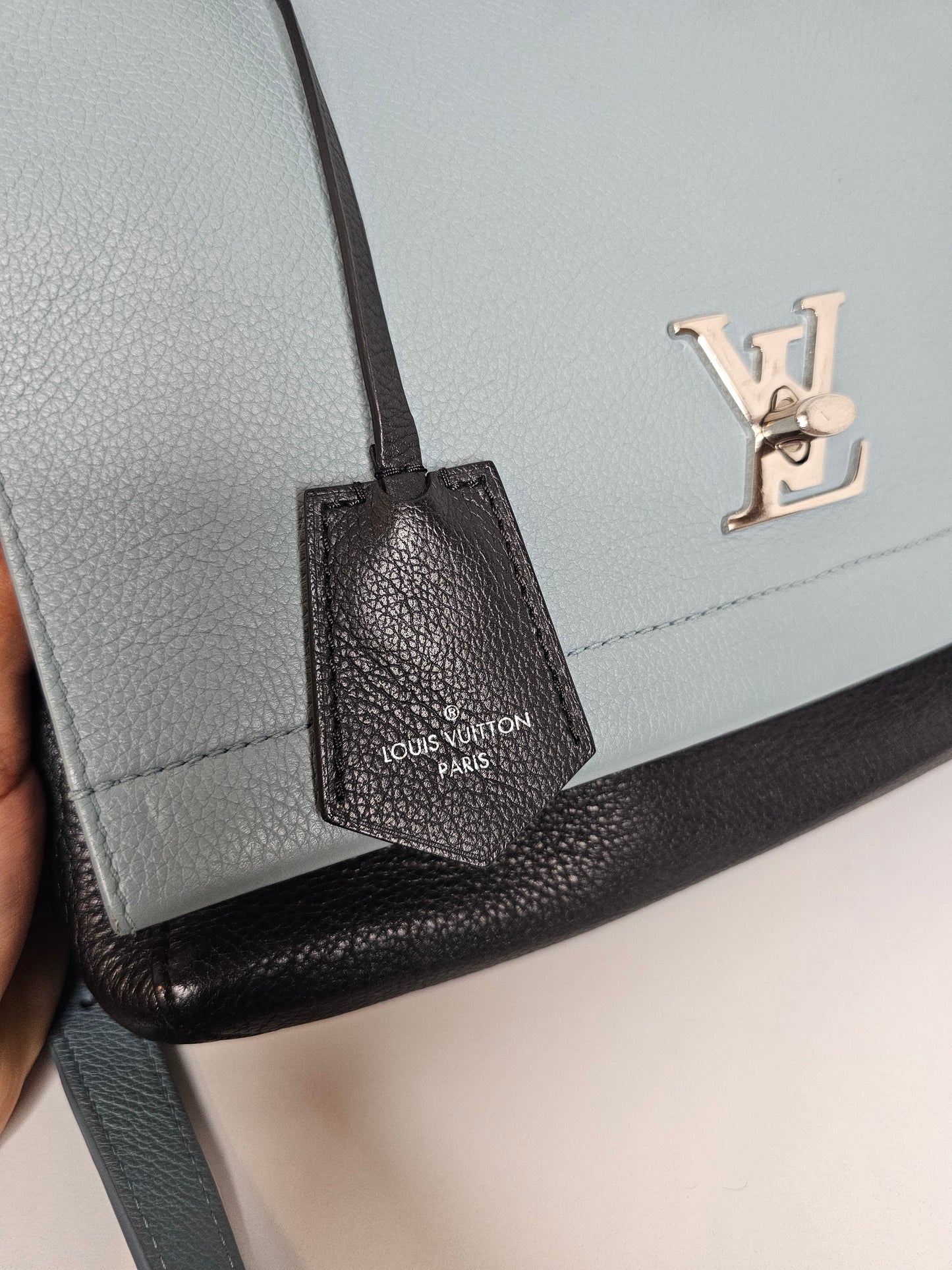 Louis Vuitton Calfskin Lockme II Blue Black Crossbody FL5106