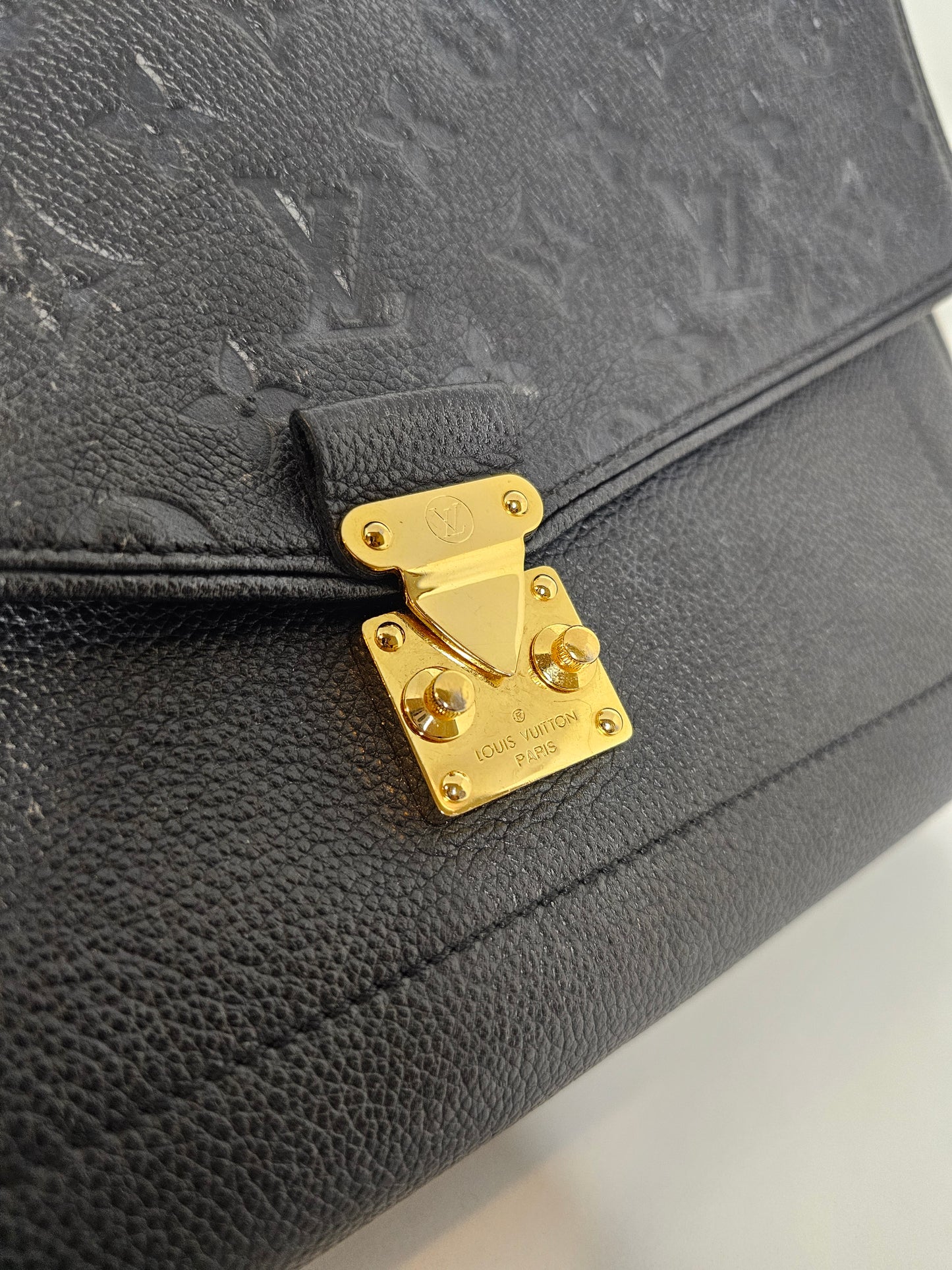 Louis Vuitton Empreinte Black Saint Germain MM SP4154