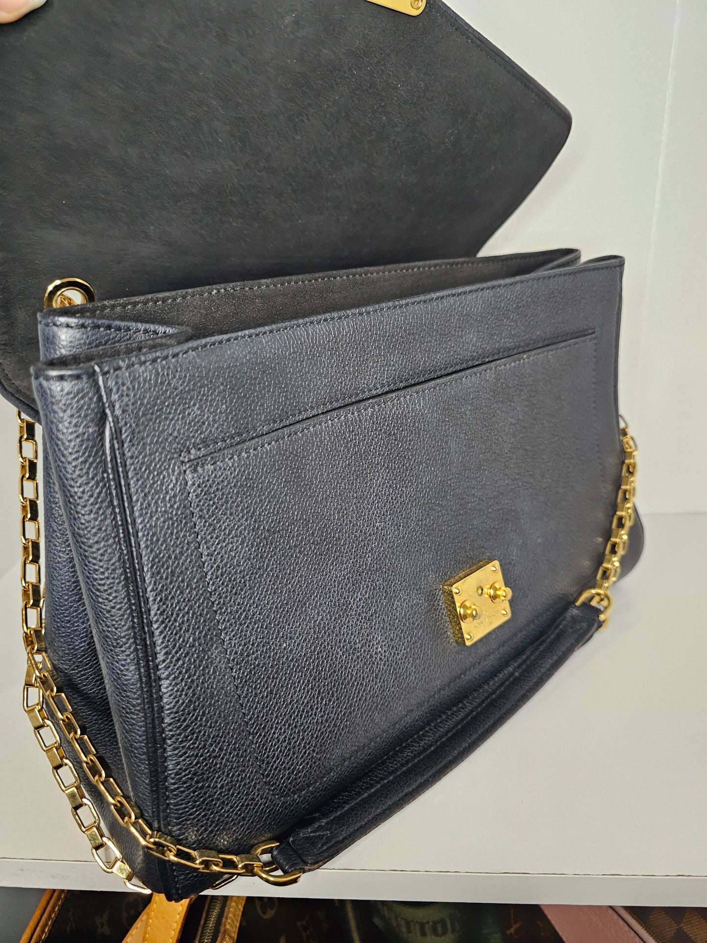 Louis Vuitton Empreinte Black Saint Germain MM SP4154