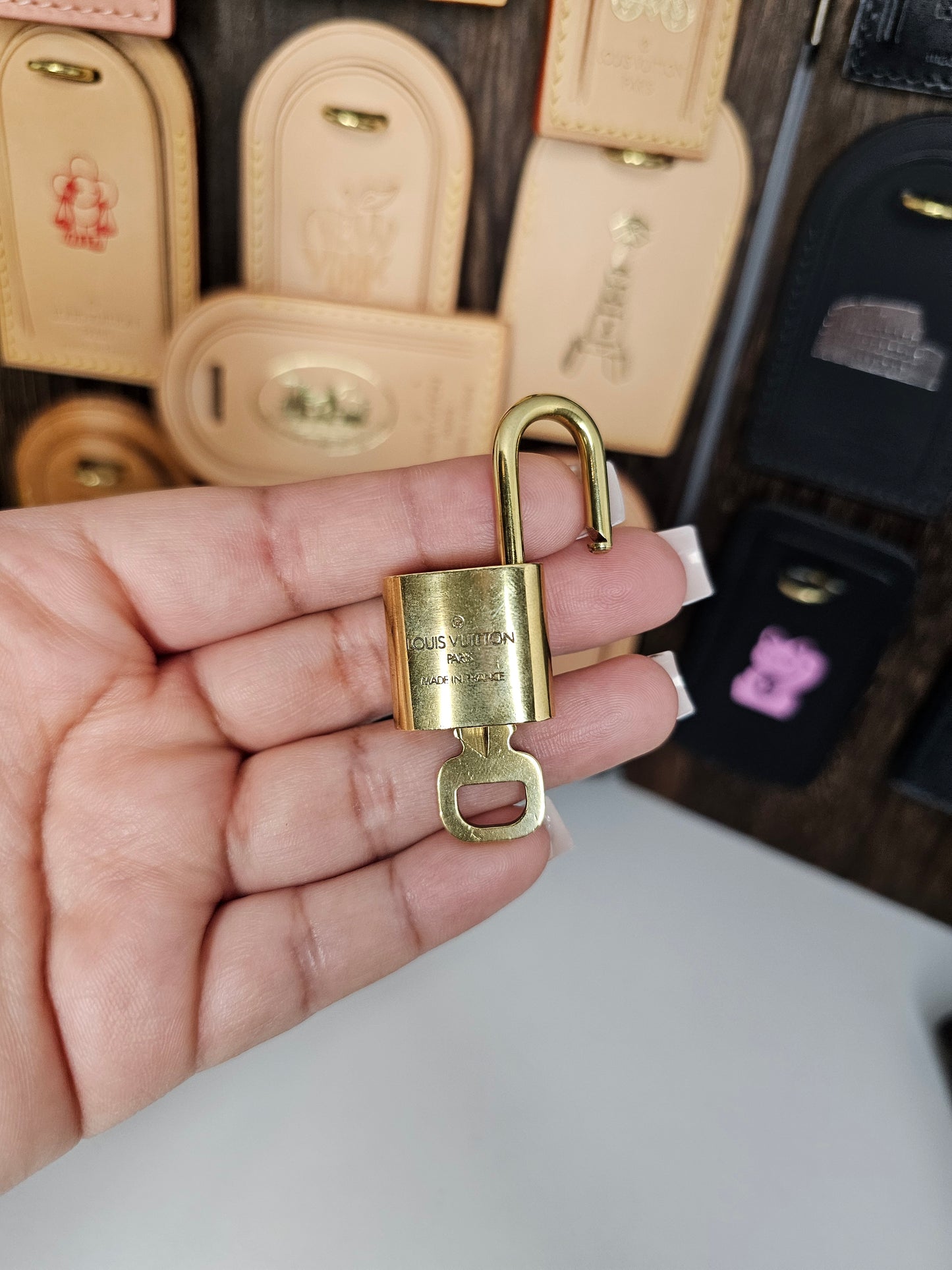 Louis Vuitton Lock and Key Set Gold Colored Brass #303