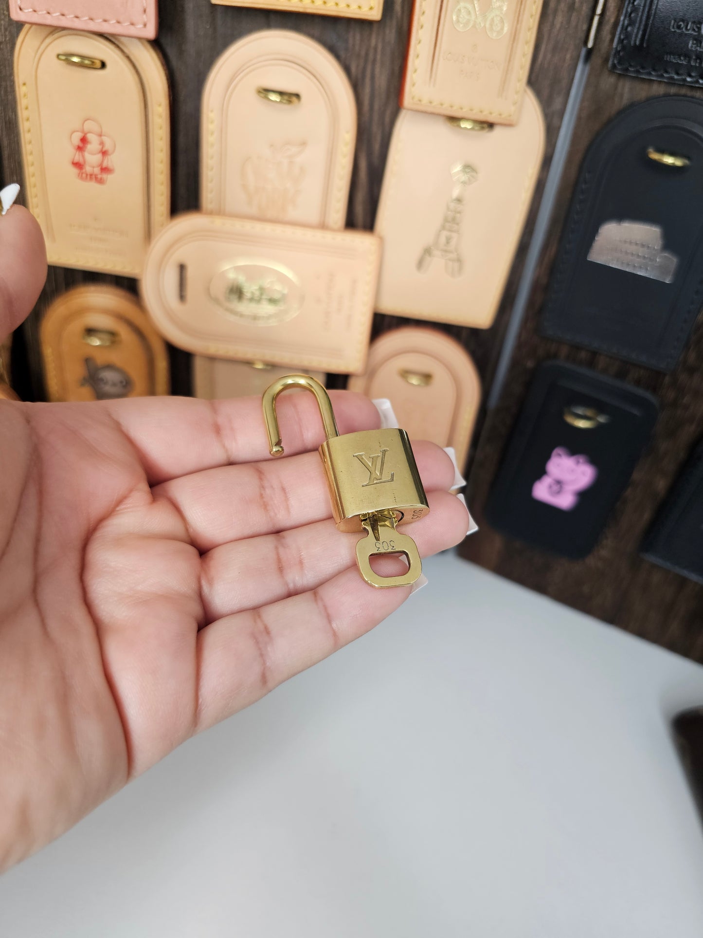 Louis Vuitton Lock and Key Set Gold Colored Brass #303