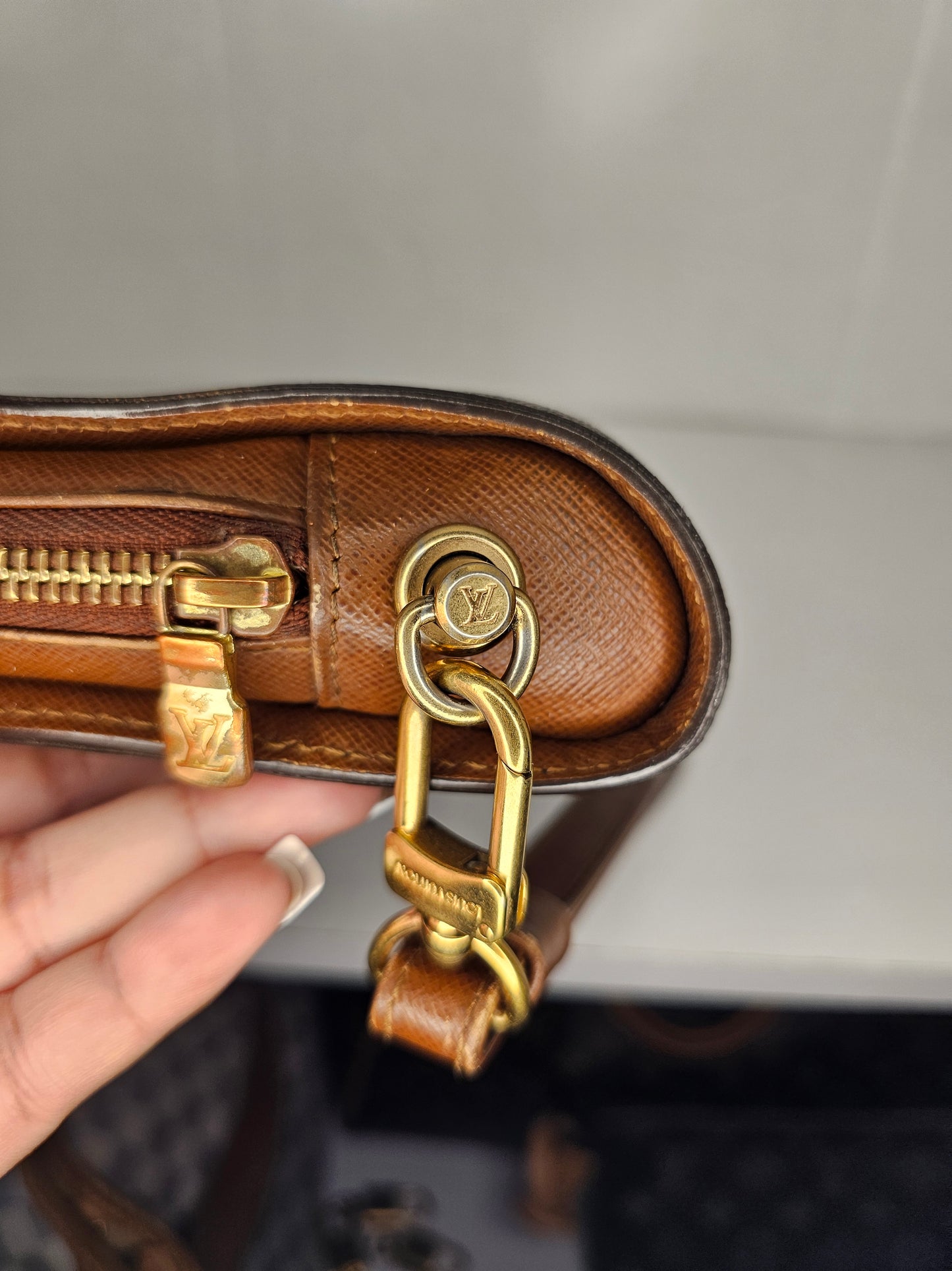 Louis Vuitton Vintage Monogram Orsay Clutch AR1016