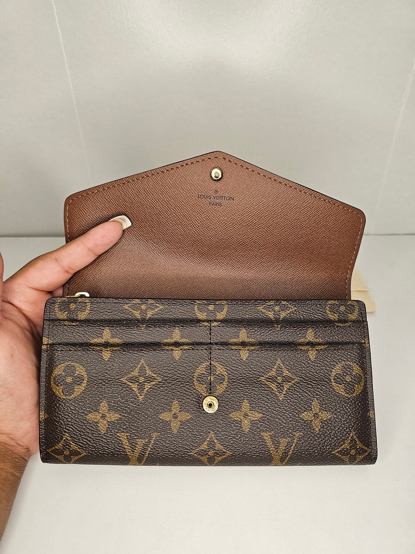 Louis Vuitton Monogram Sarah Wallet NM 💾