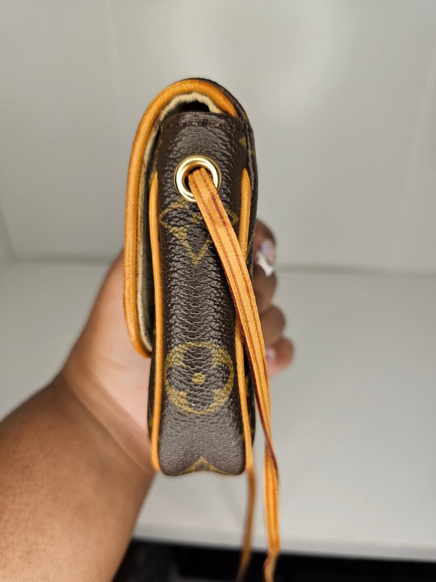 Louis Vuitton Monogram Vintage Cancun Mini Bag MI0026