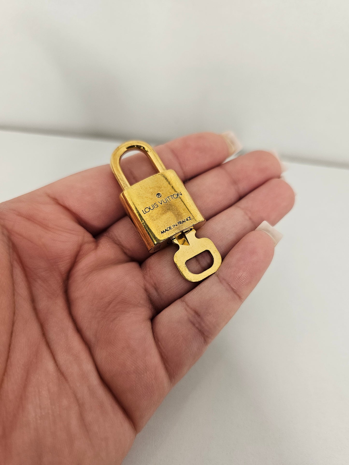 Louis Vuitton Lock and Key Set Gold Colored Brass #303
