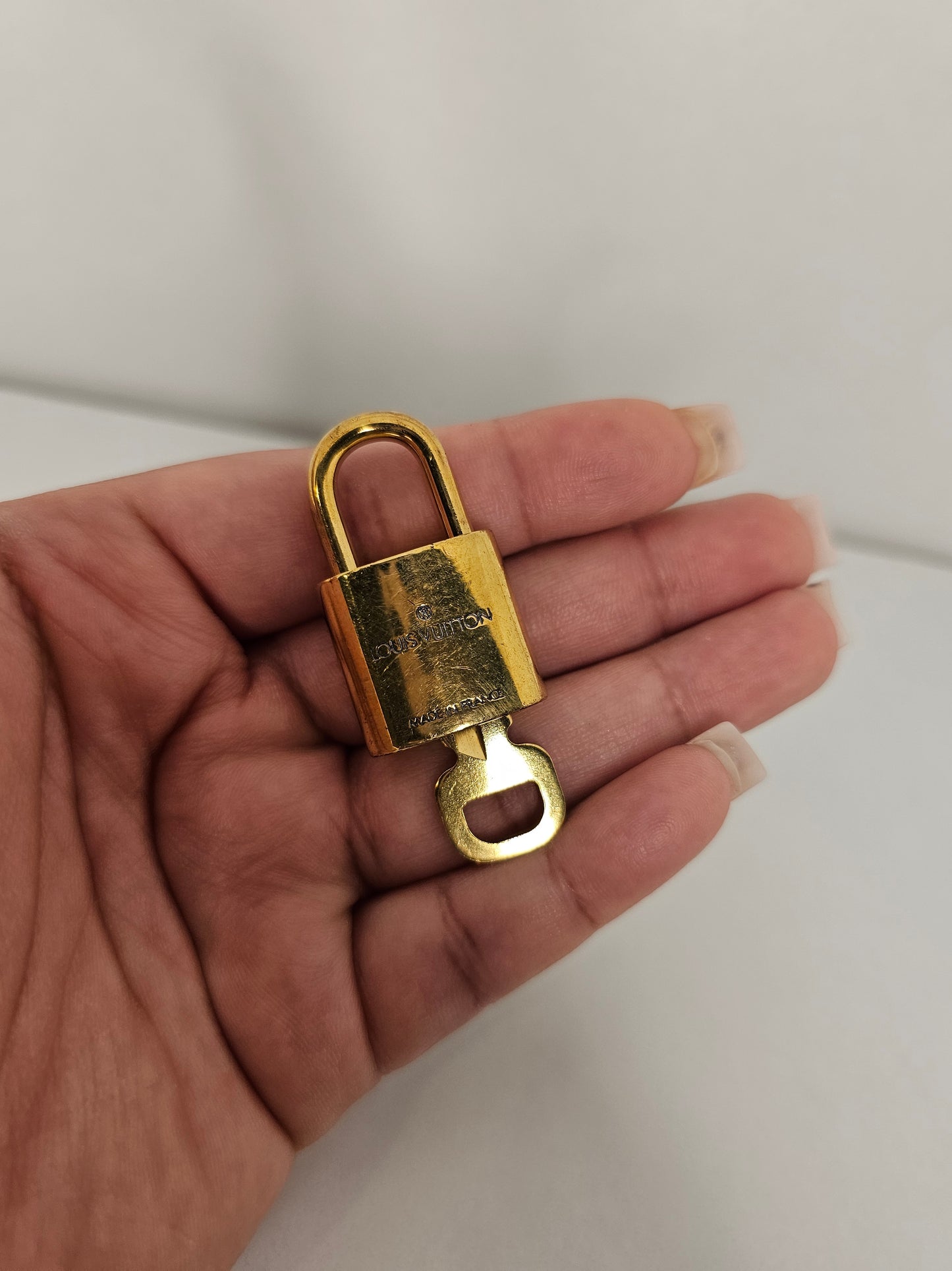 Louis Vuitton Lock and Key Set Gold Colored Brass #303
