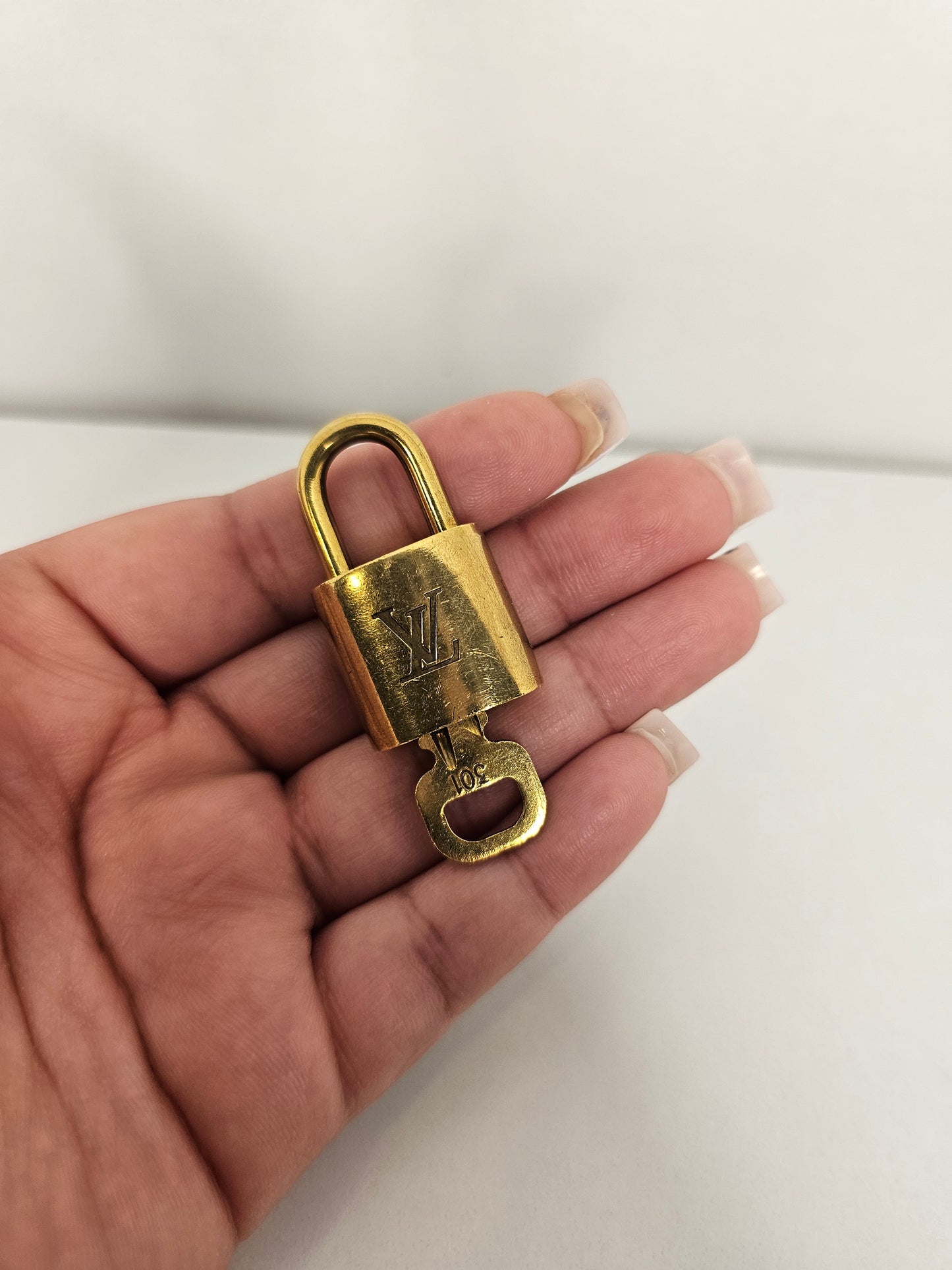 Louis Vuitton Lock and Key Set Gold Colored Brass #301