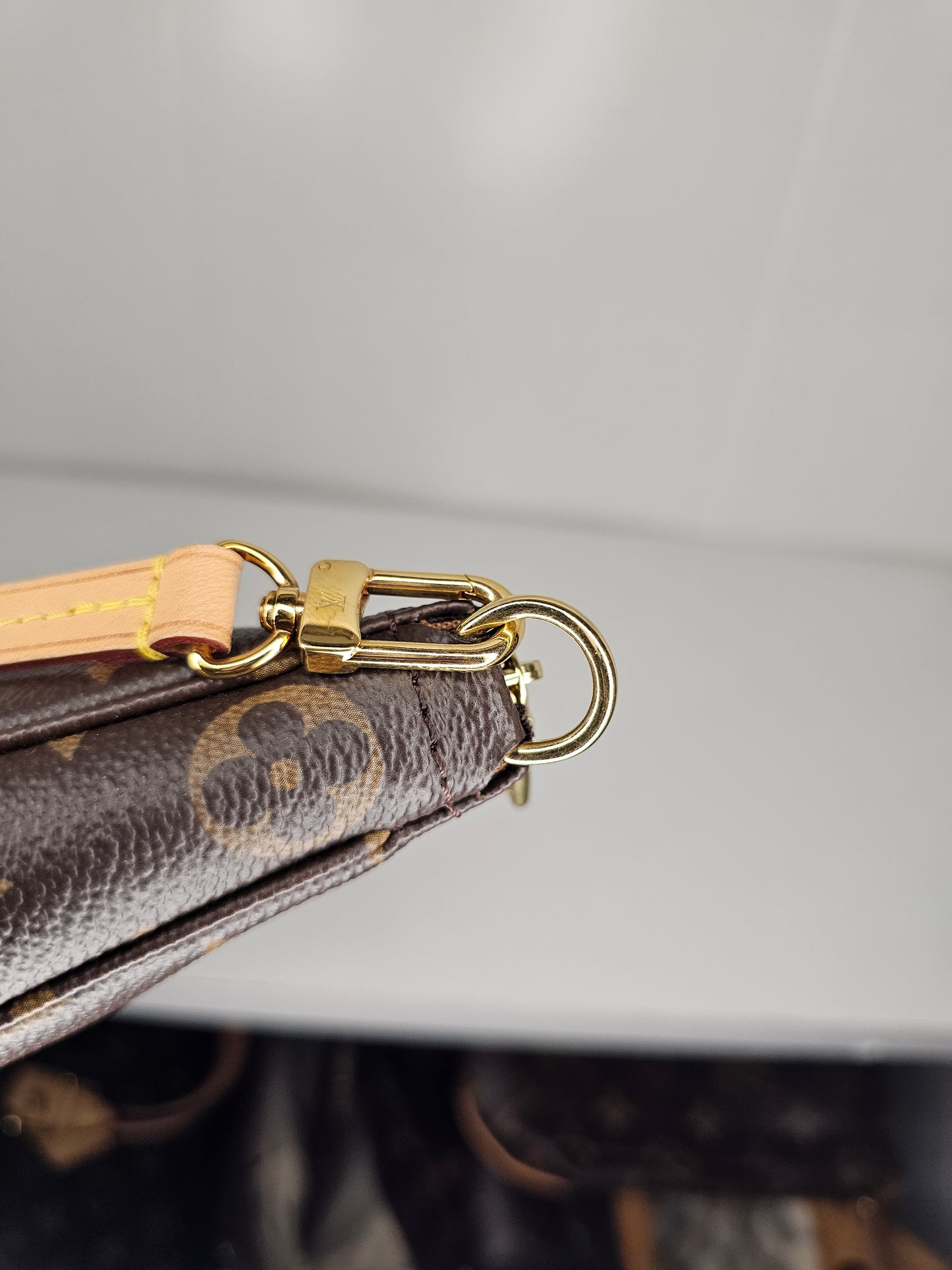 Louis Vuitton Pochette Accessoires Monogram NM MB4176