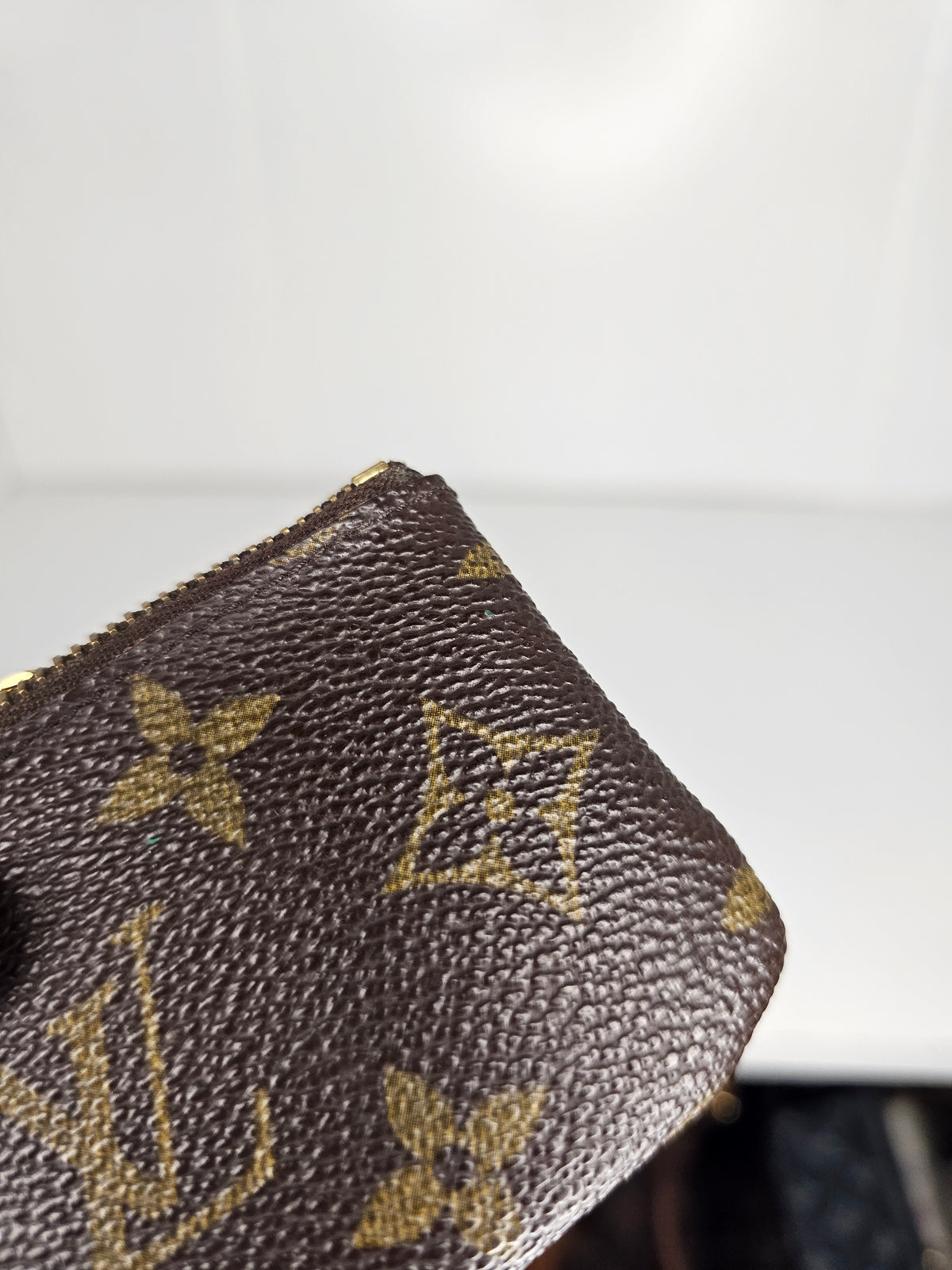 Louis Vuitton Monogram Vintage Key Pouch CA0975